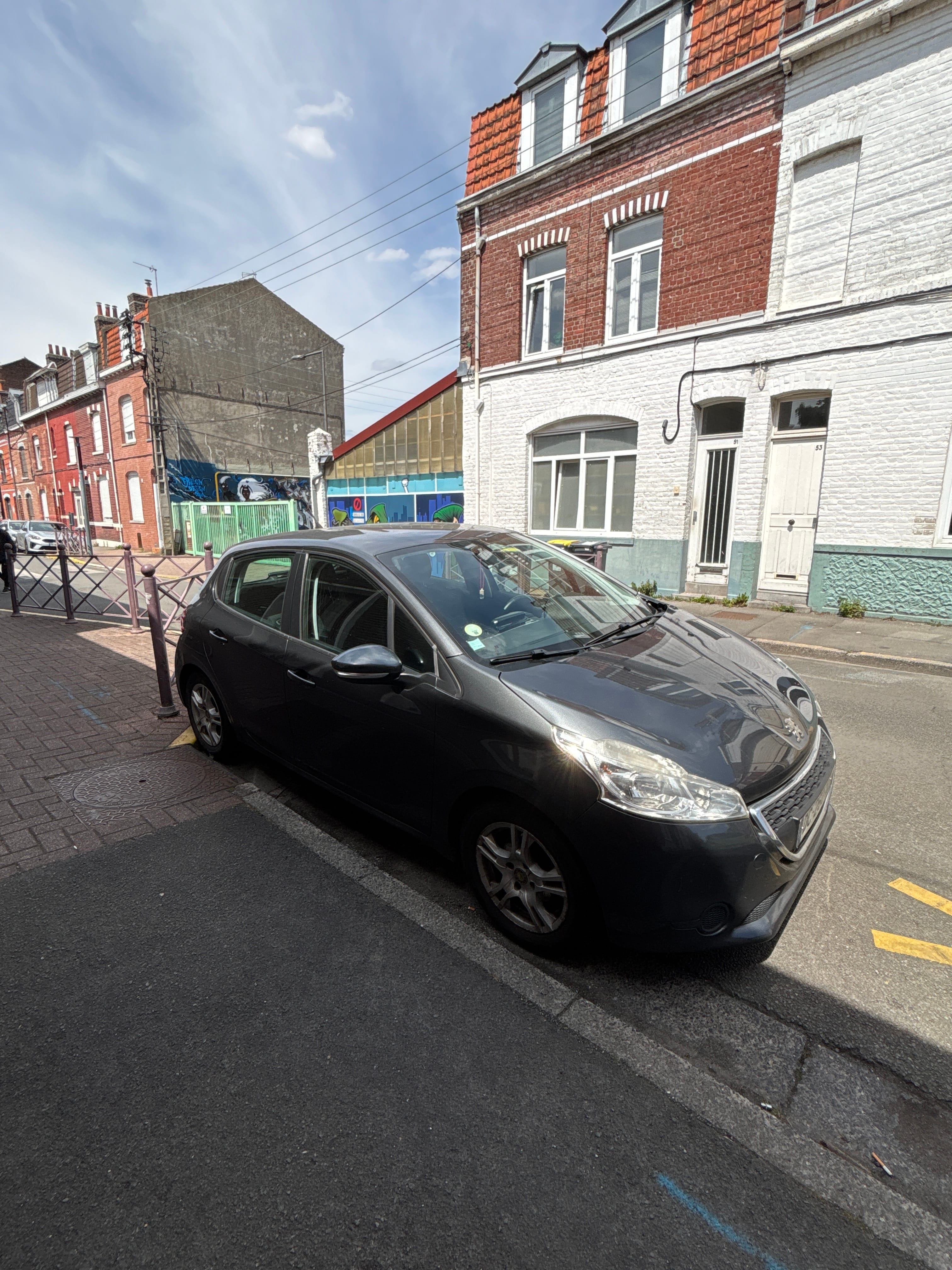 Peugeot 208 avec Climatisation