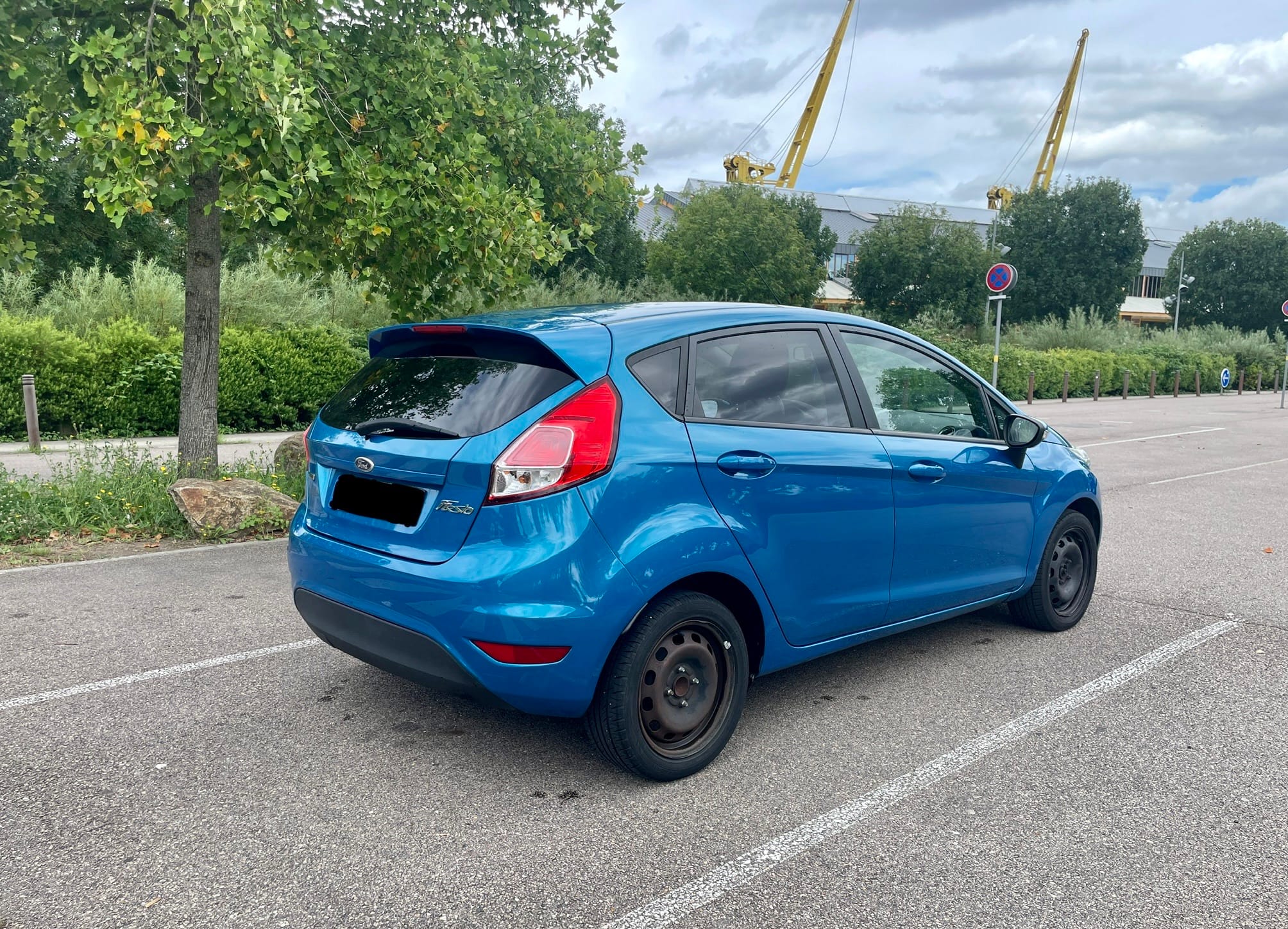 Ford Fiesta agile et confortable avec Régulateur de vitesse
