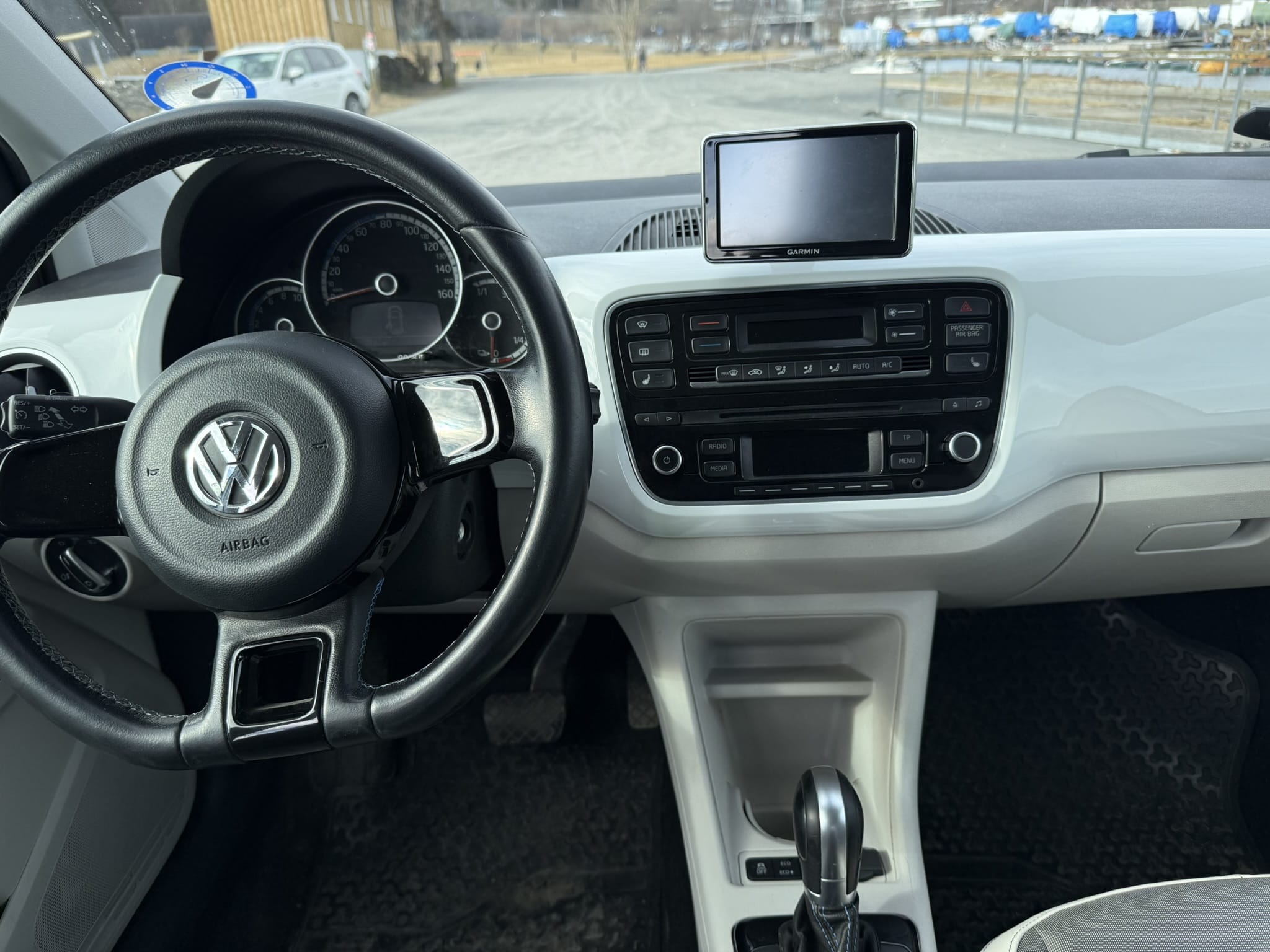 Volkswagen e-Up ! med Vinterdekk