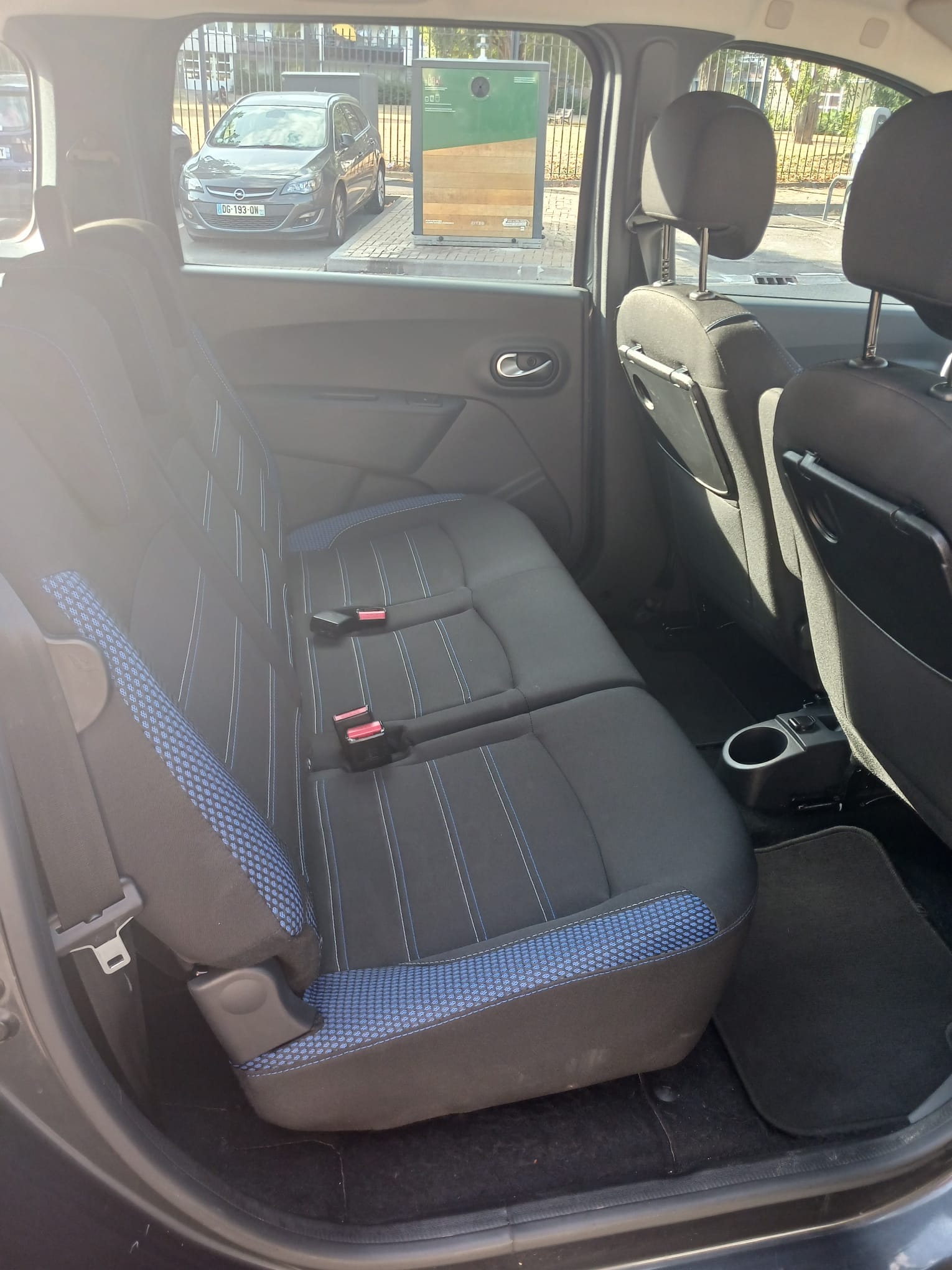 Dacia Lodgy avec GPS