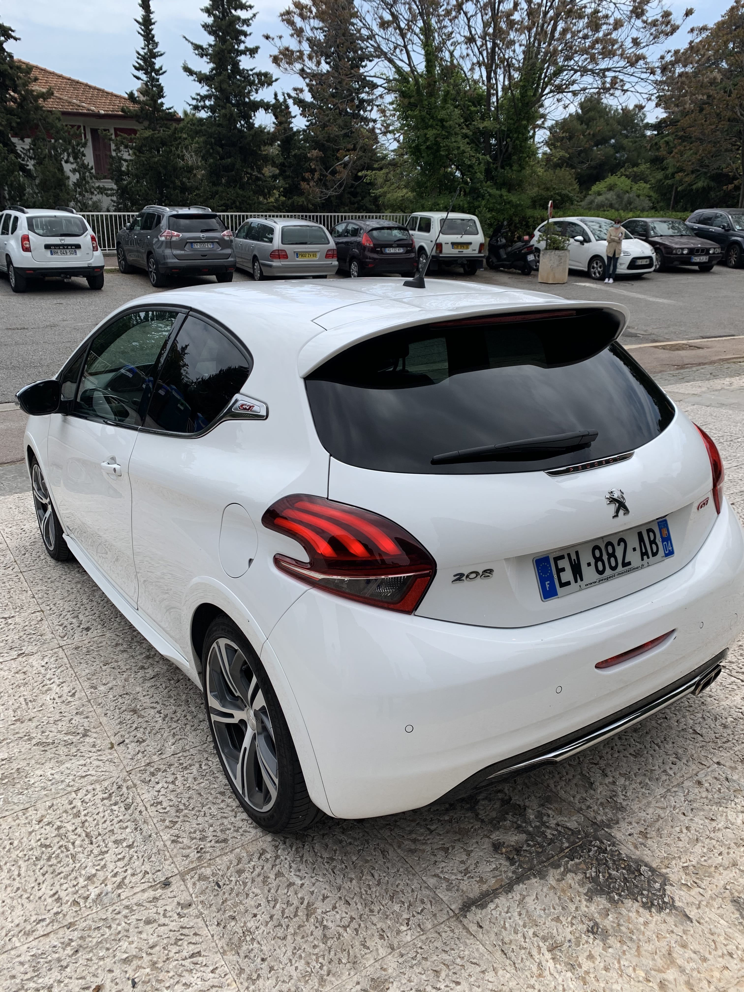 Peugeot 208 GTI 1,6 HDI 208CH avec Régulateur de vitesse
