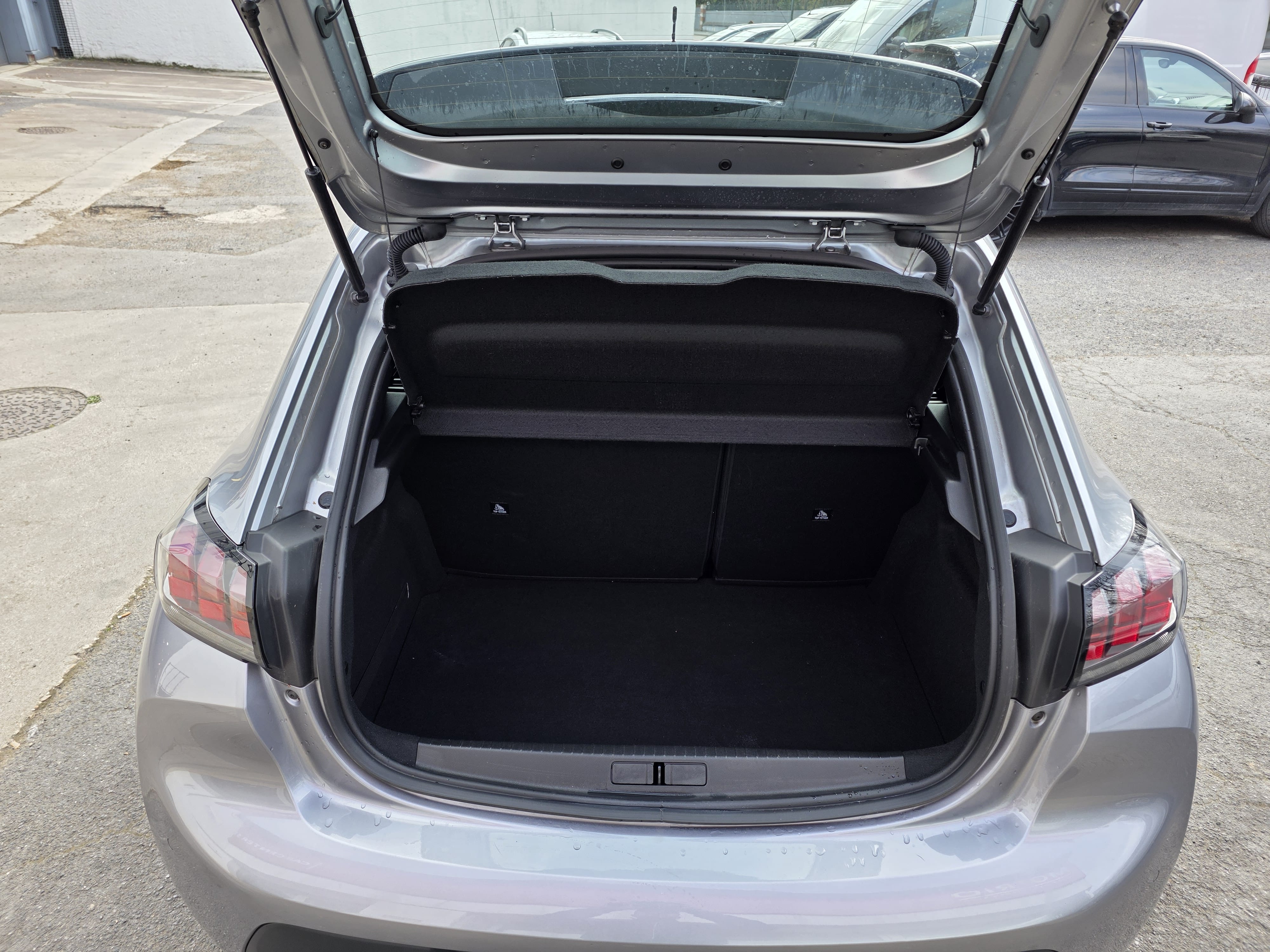 Peugeot 208 avec Android Auto