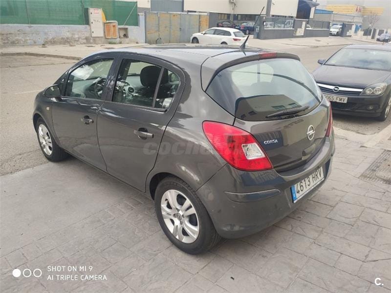 Opel Corsa con Control de velocidad