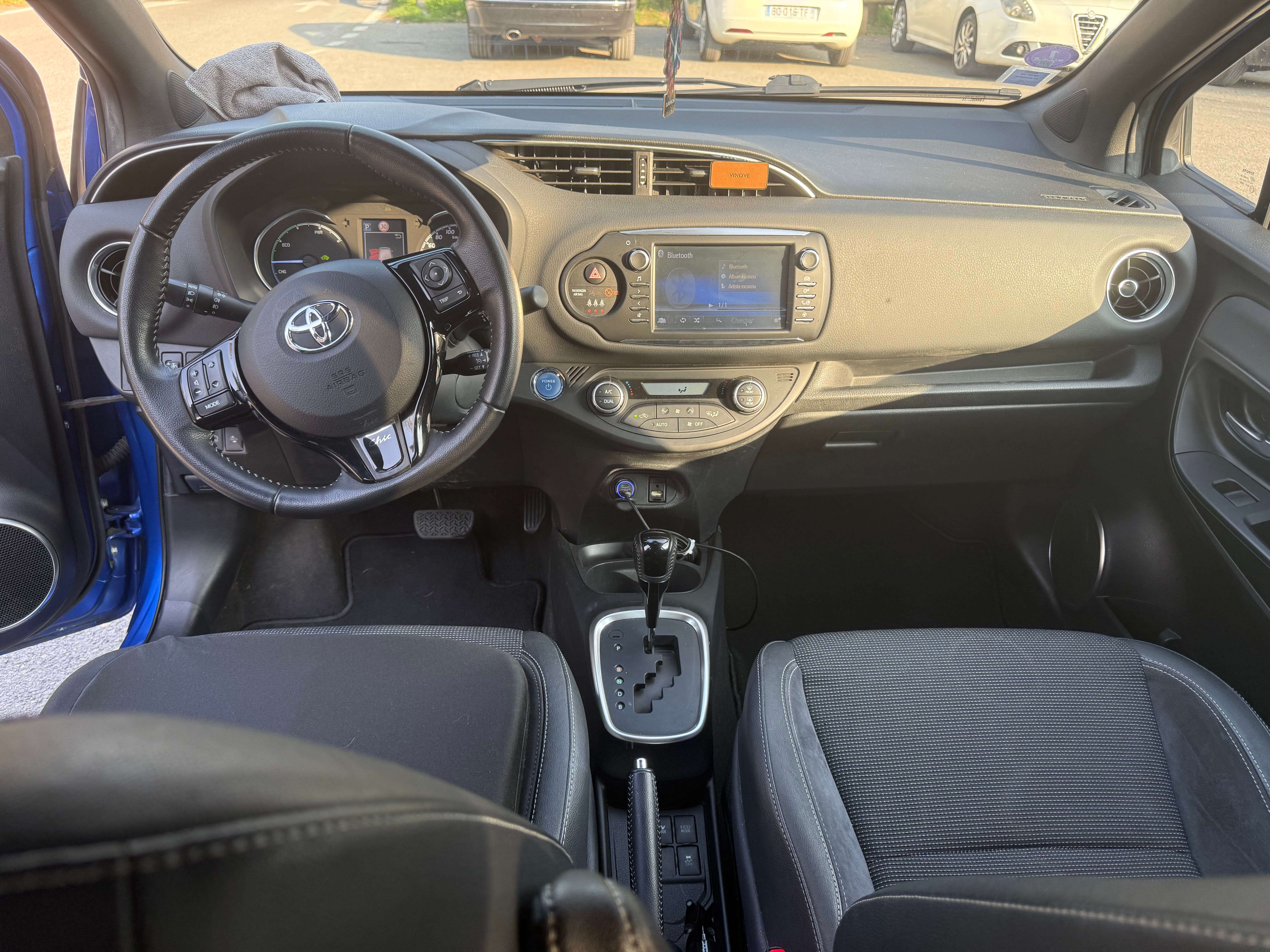 Toyota Yaris Hybride avec GPS