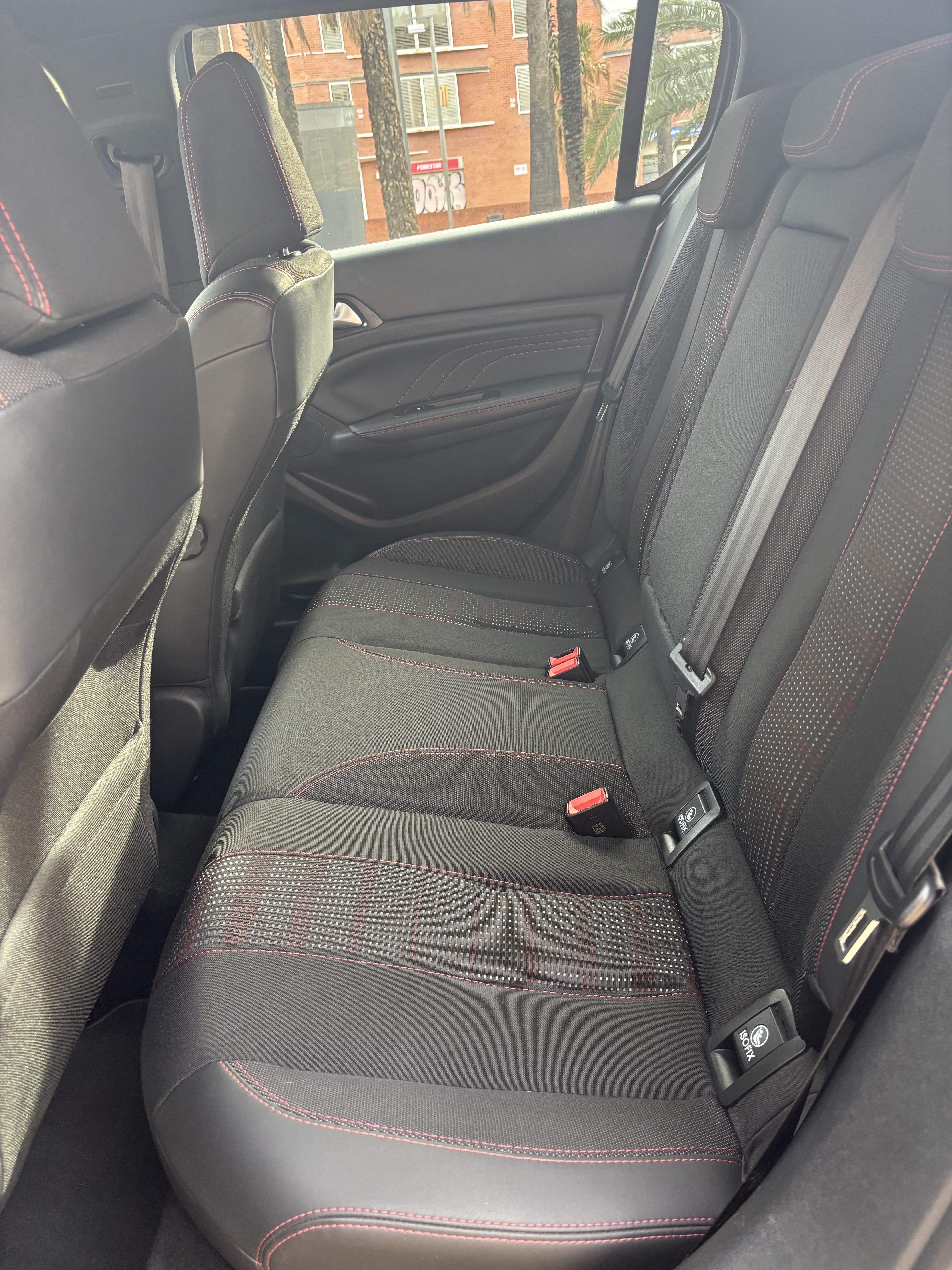 Peugeot 308 mit Audio-/iPod-Zugang