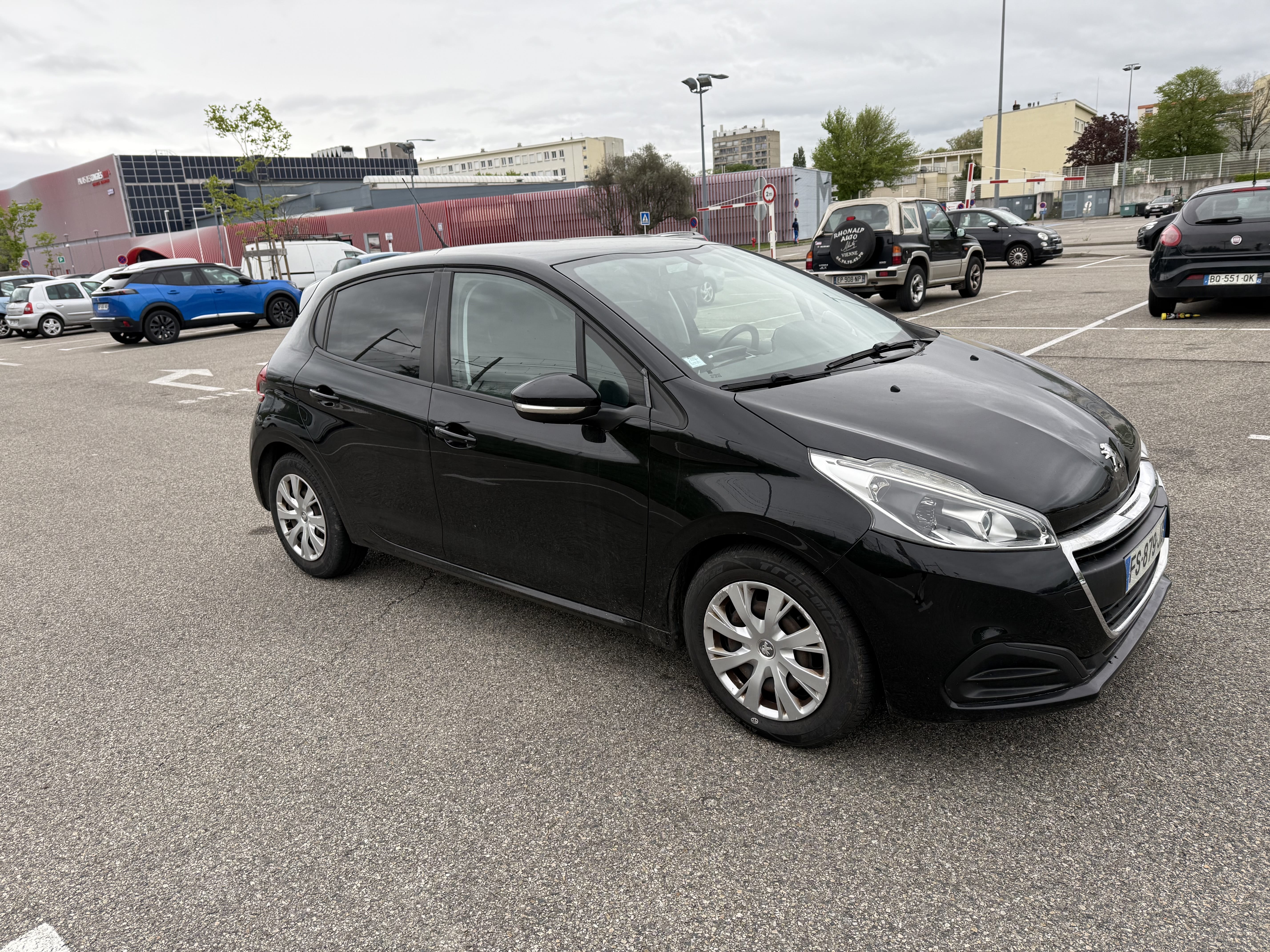Peugeot 208 avec Climatisation