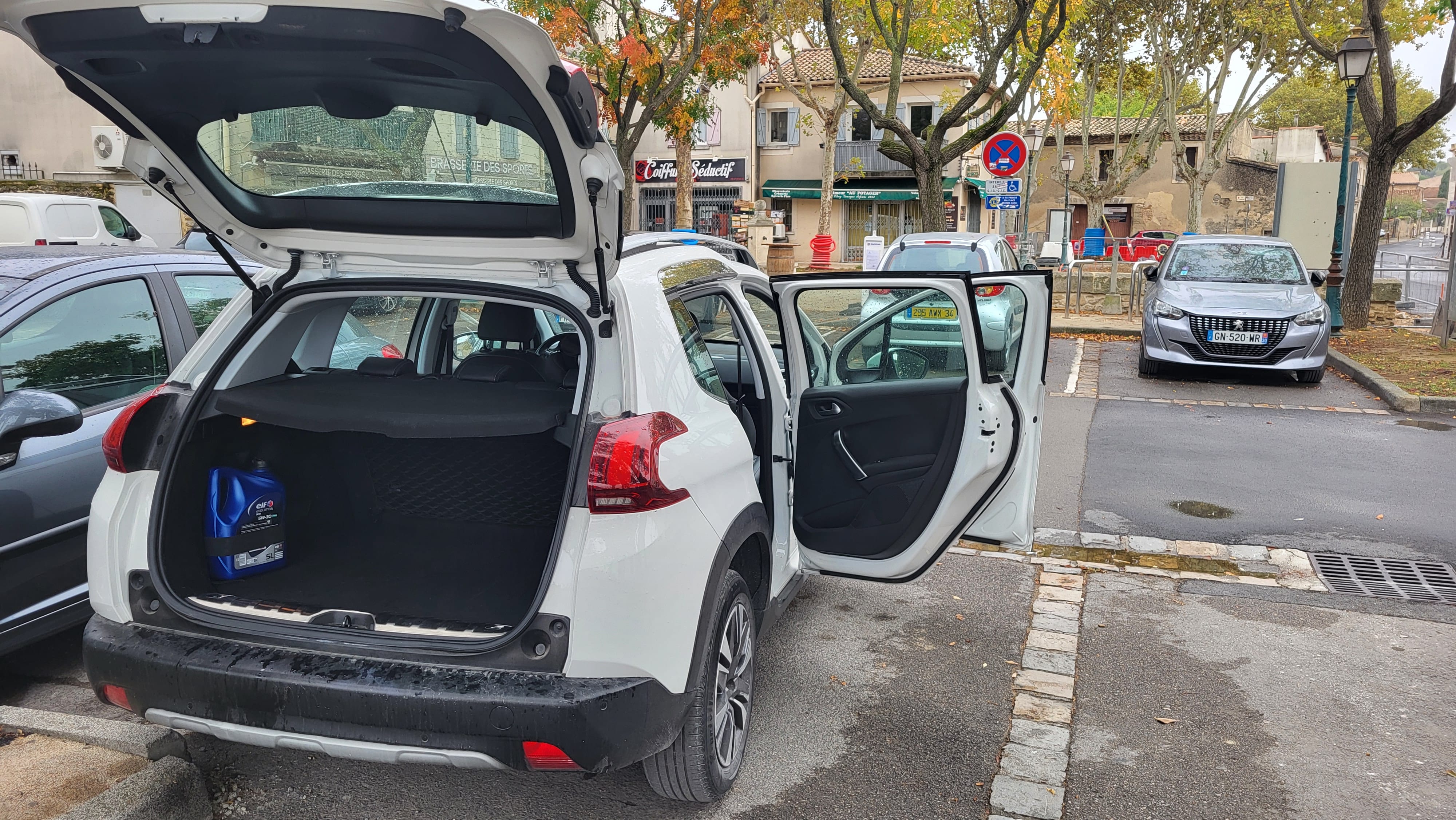 Peugeot 2008 avec Apple CarPlay
