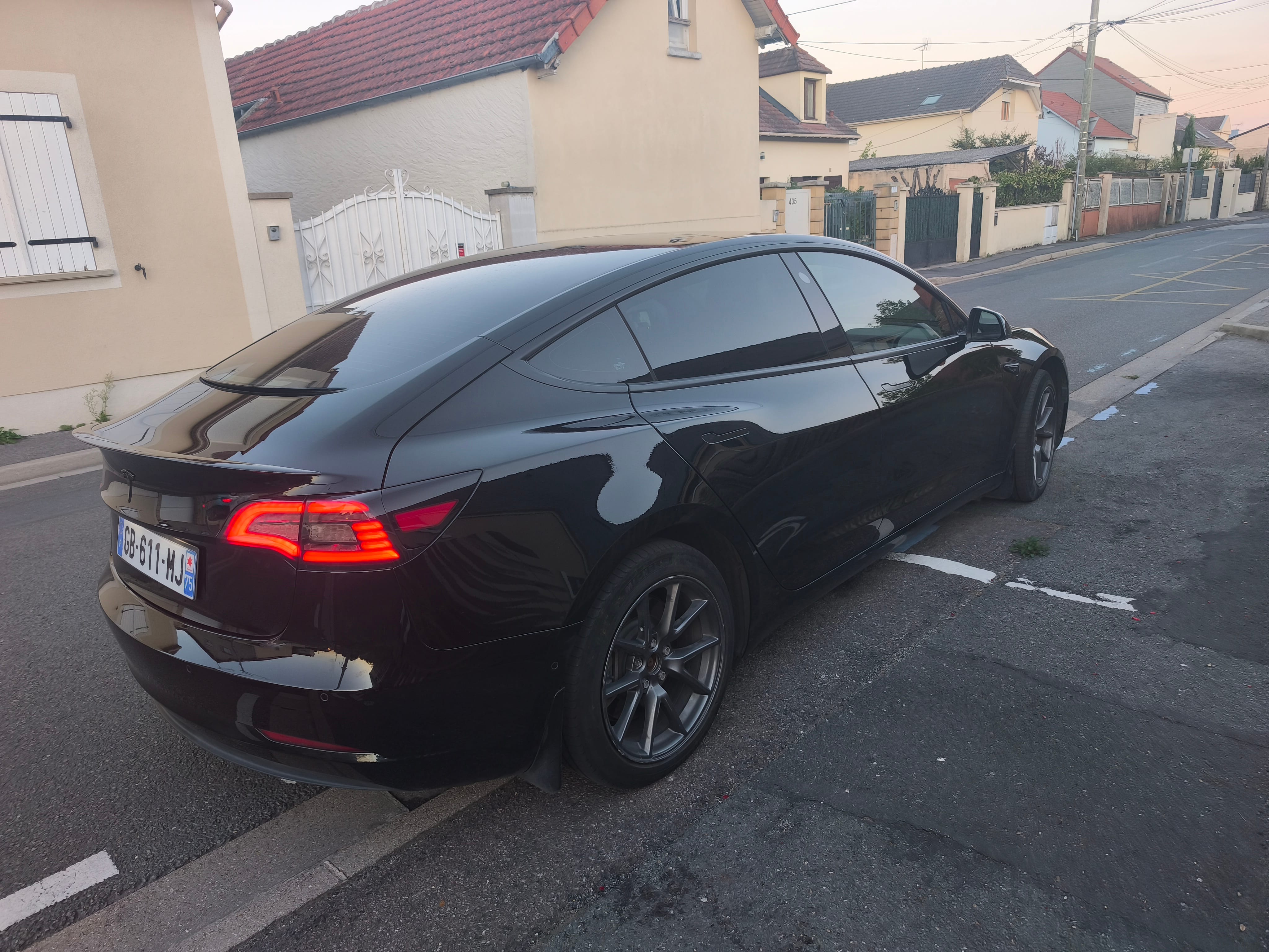 Tesla Model 3 Long Range avec Caméra de recul
