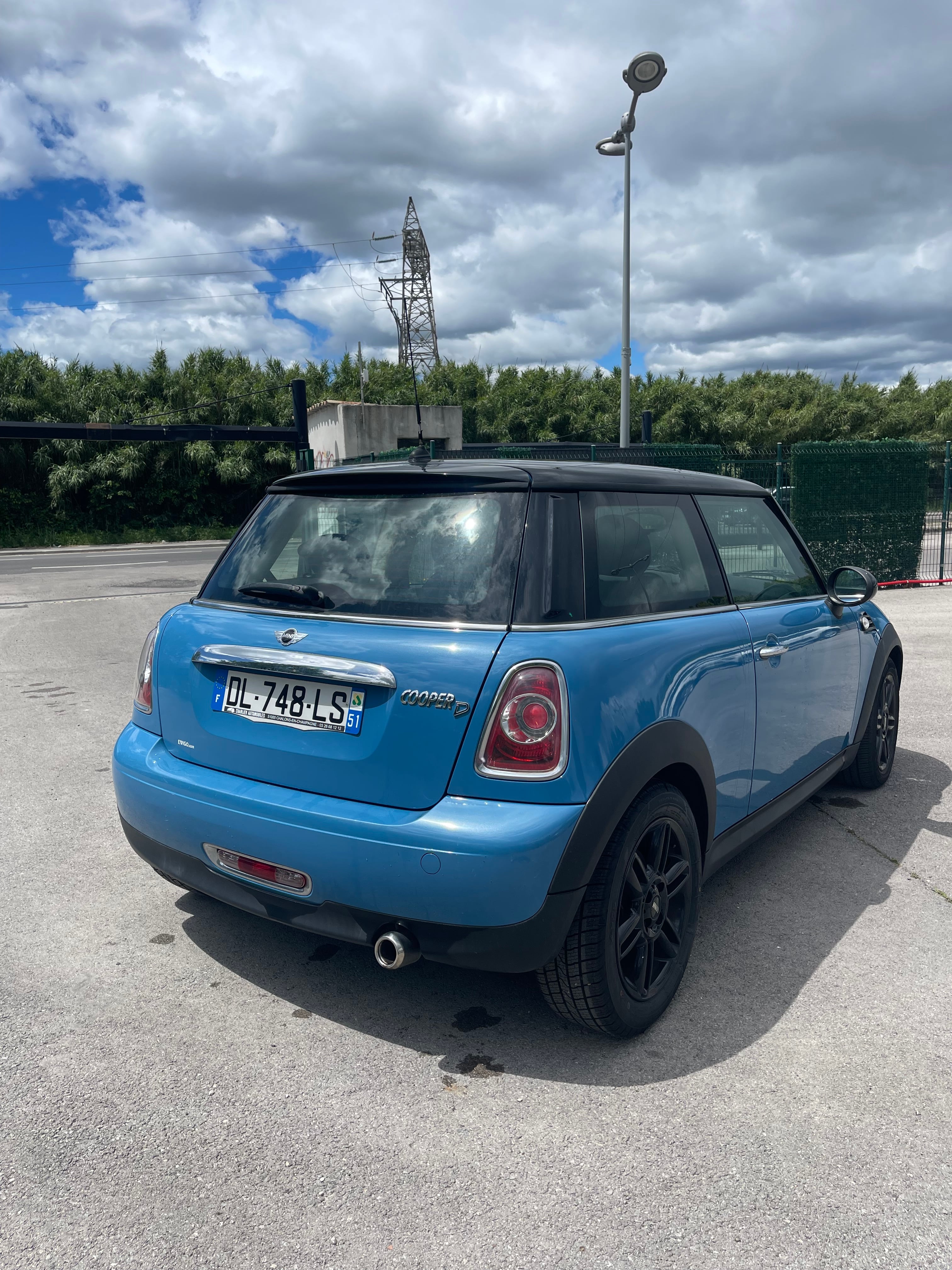 Mini Cooper 3 portes avec Climatisation