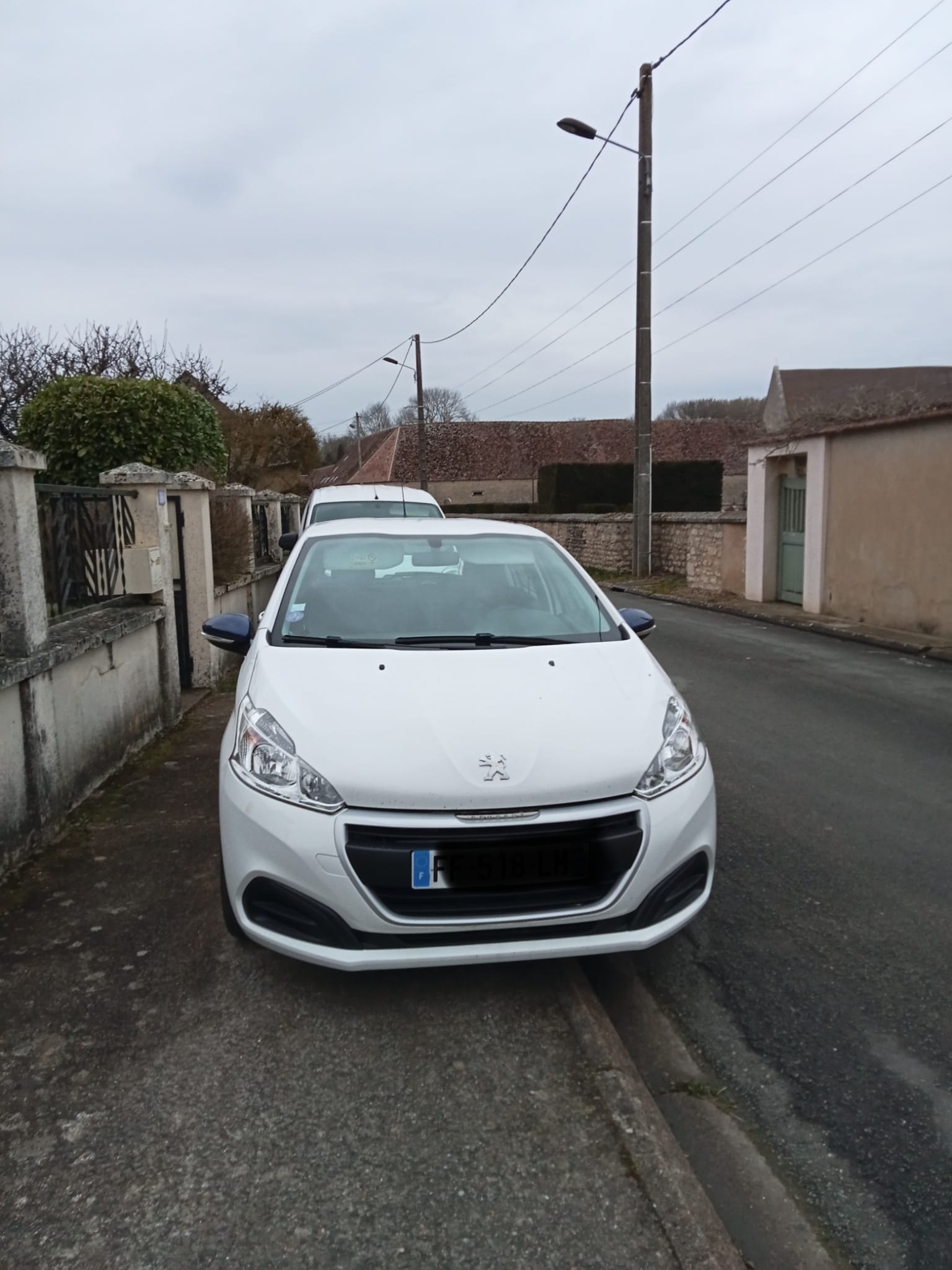 Peugeot 208, 2019, Essence 95