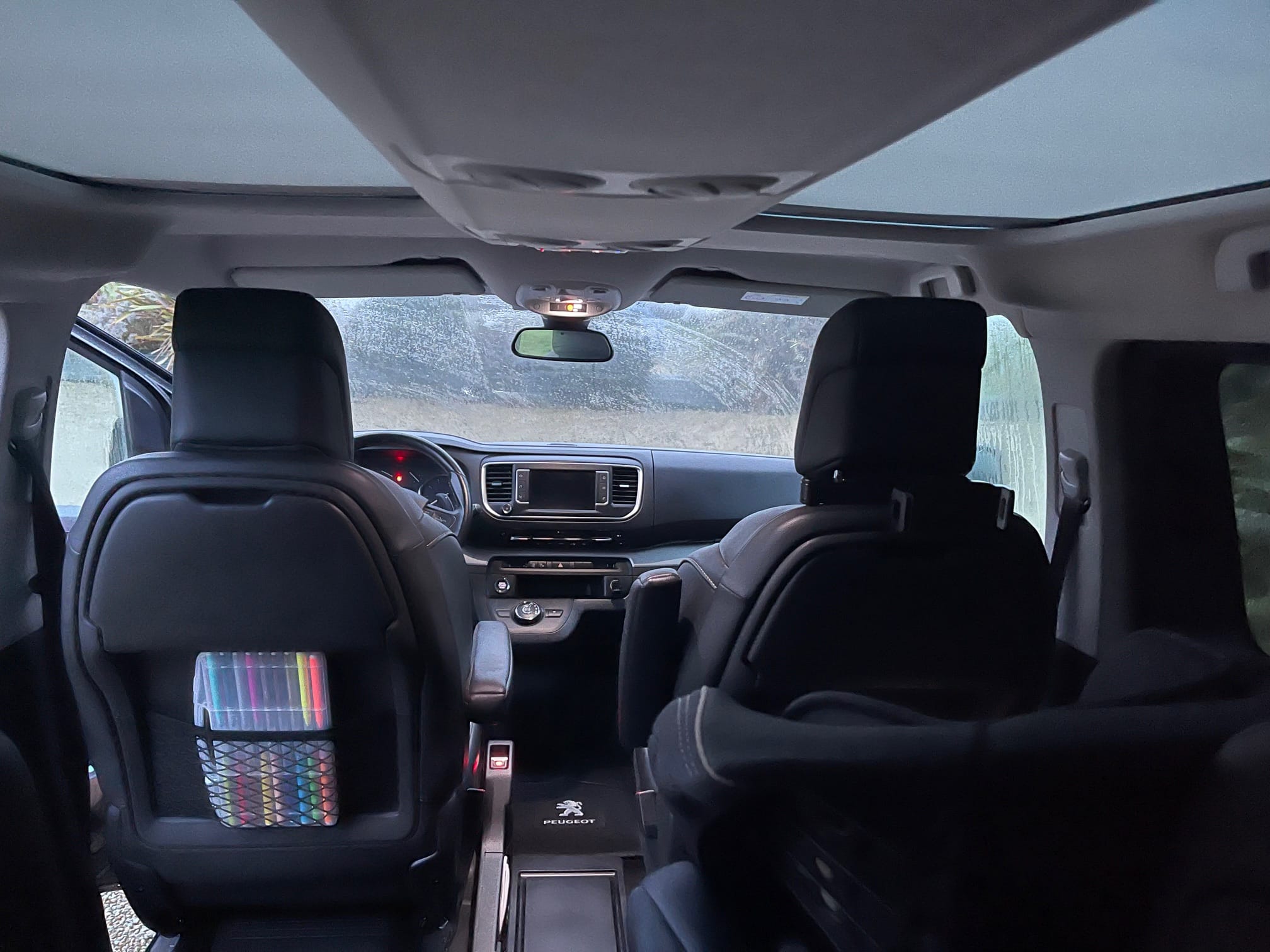 Peugeot Traveller avec Apple CarPlay