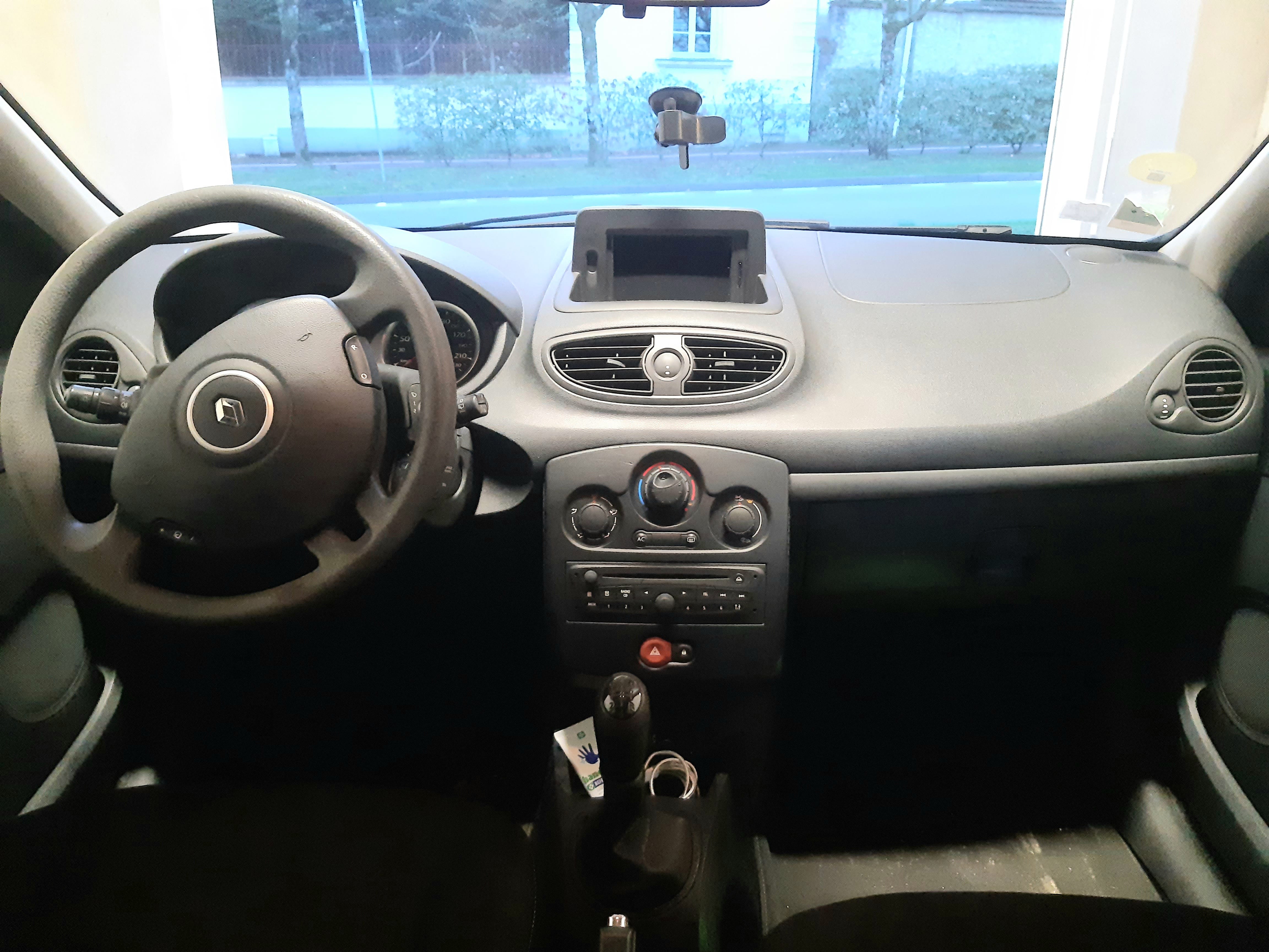 Renault Clio avec Régulateur de vitesse