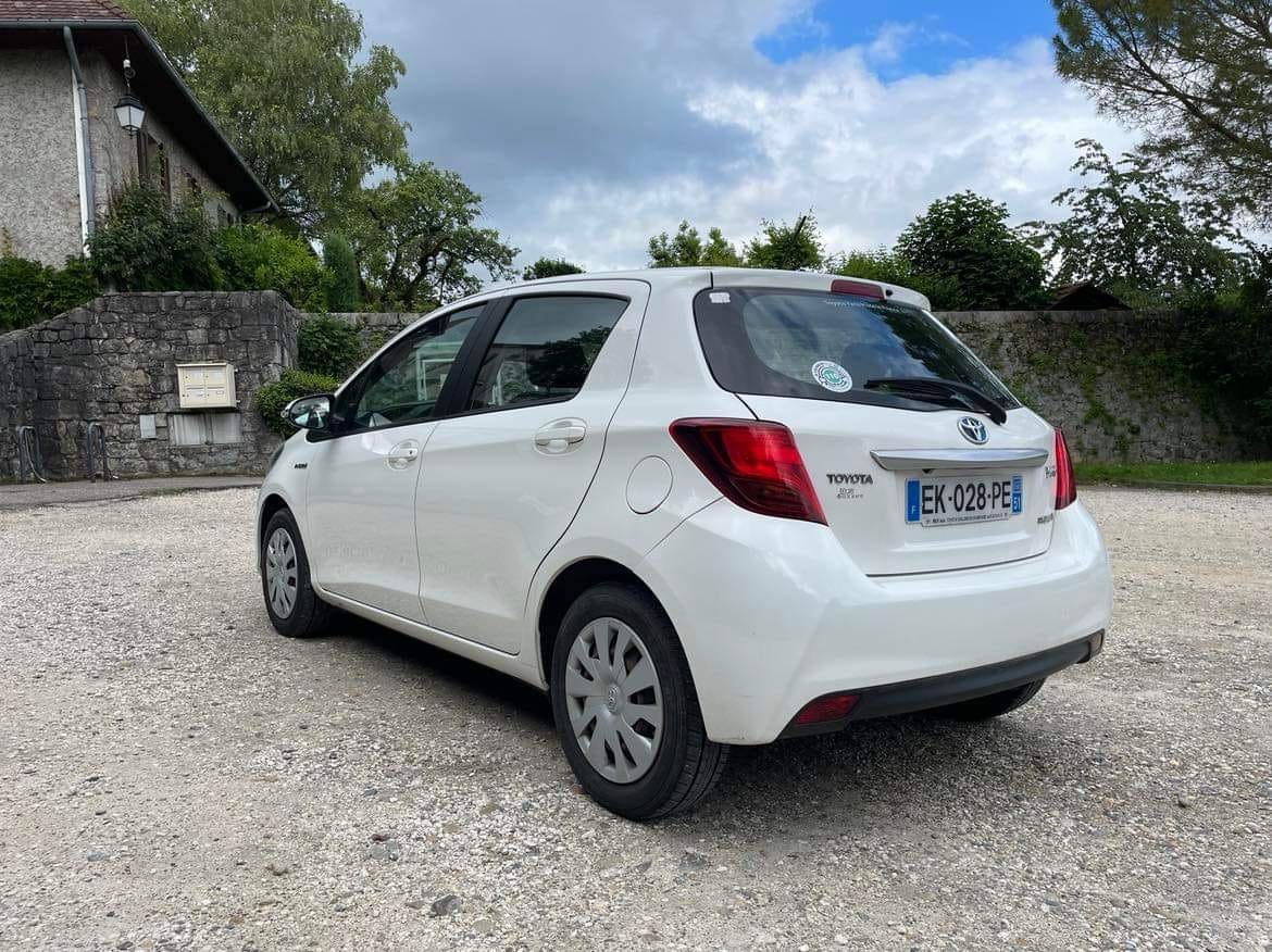Toyota Yaris Hybride avec Régulateur de vitesse