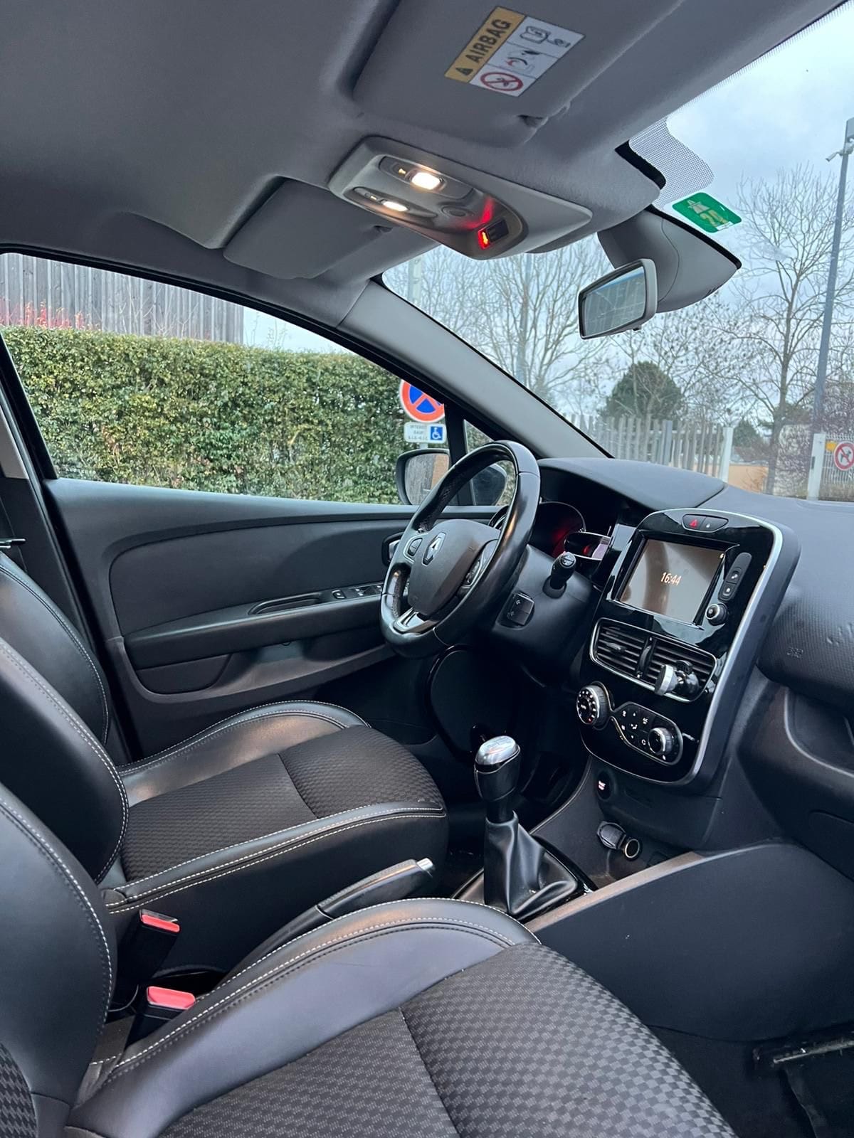 Renault Clio avec GPS