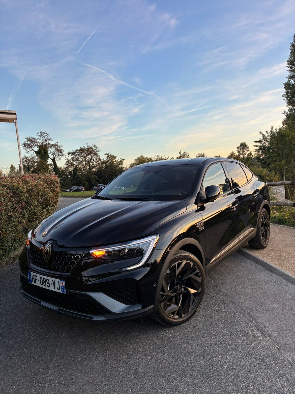 Renault Arkana E-Tech, 2025, Essence 98 / Électrique (hybride), automatique