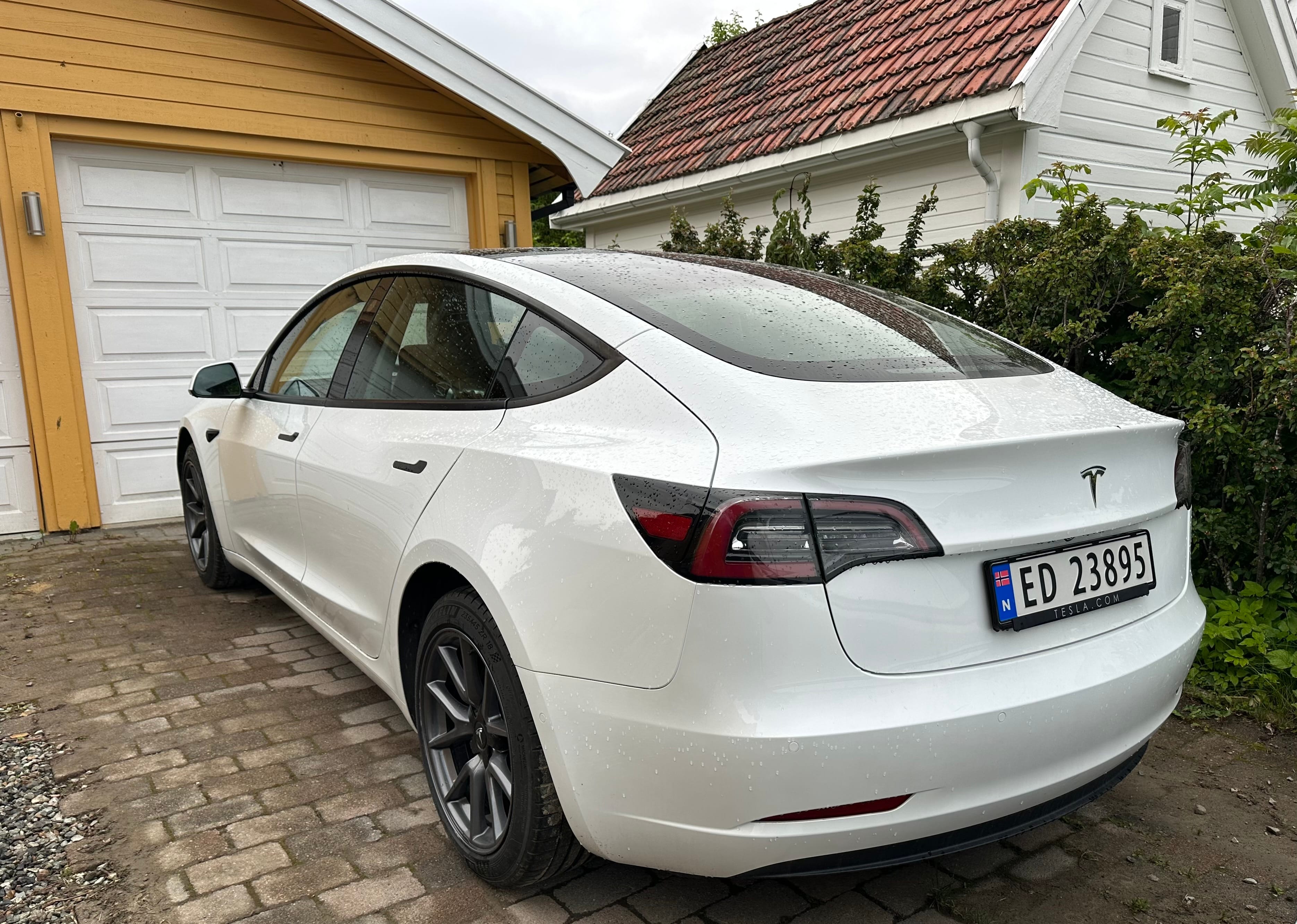 Tesla Model 3 Standard Range med Aircondition