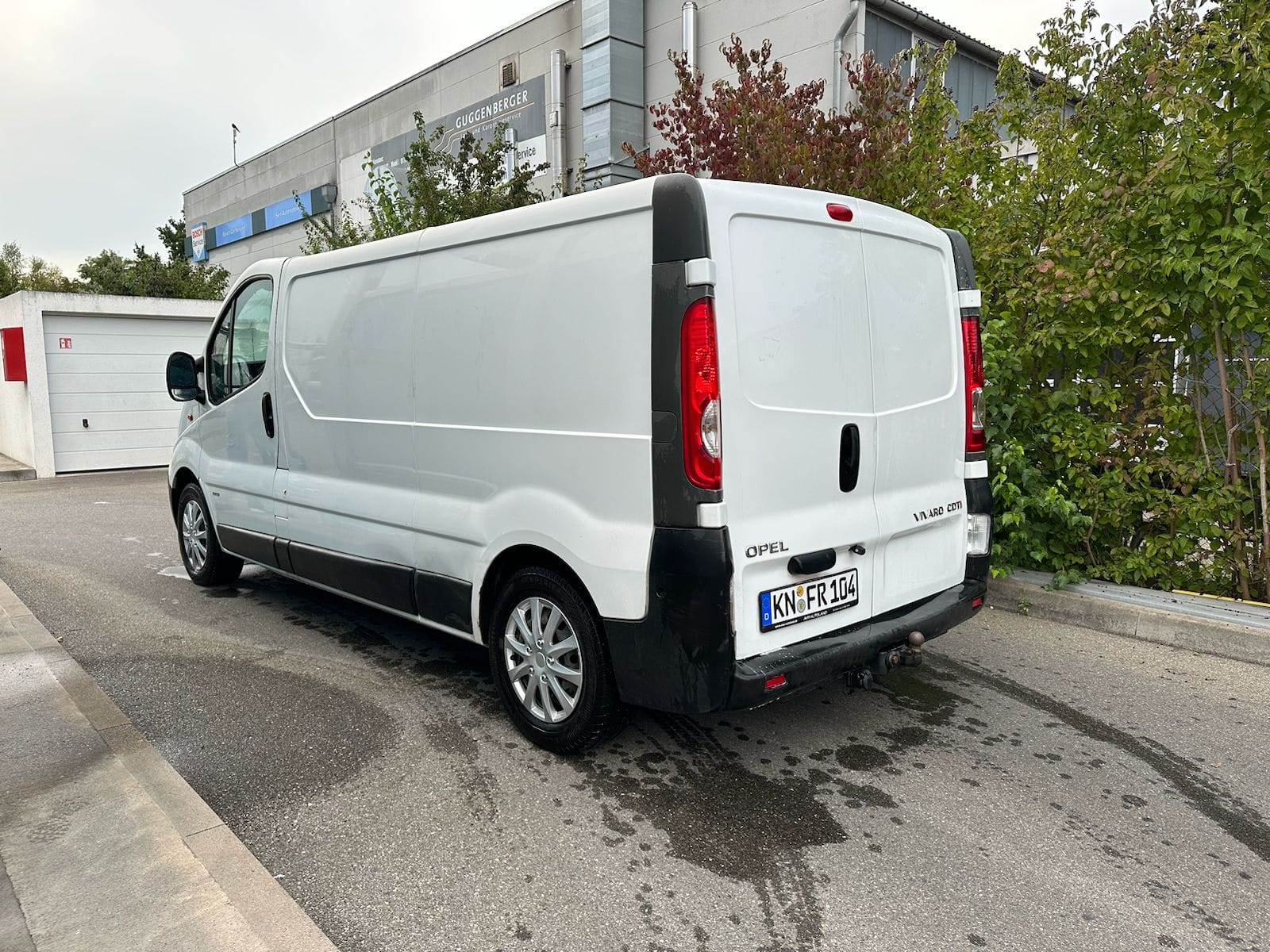 Opel Vivaro mit Navigationsgerät