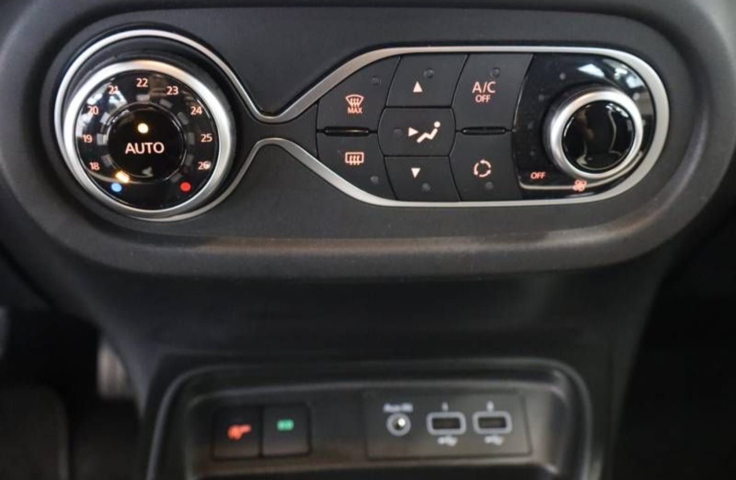 Renault Twingo III  5 chevaux fiscaux Bioéthanol BOITE AUTOMATIQUE avec Audio Bluetooth