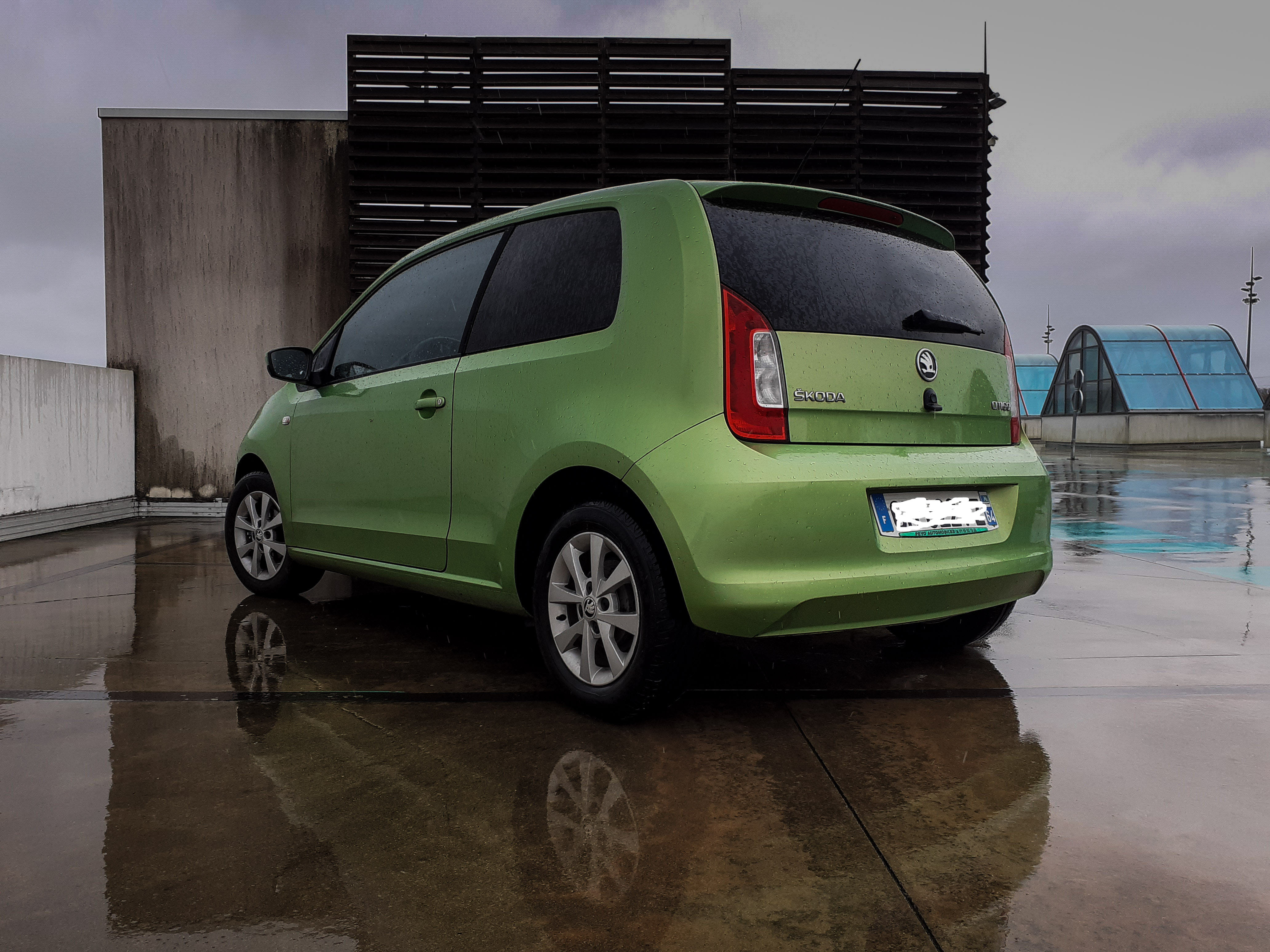 Skoda Citigo (Gare de Bayonne) with Audio / iPod input