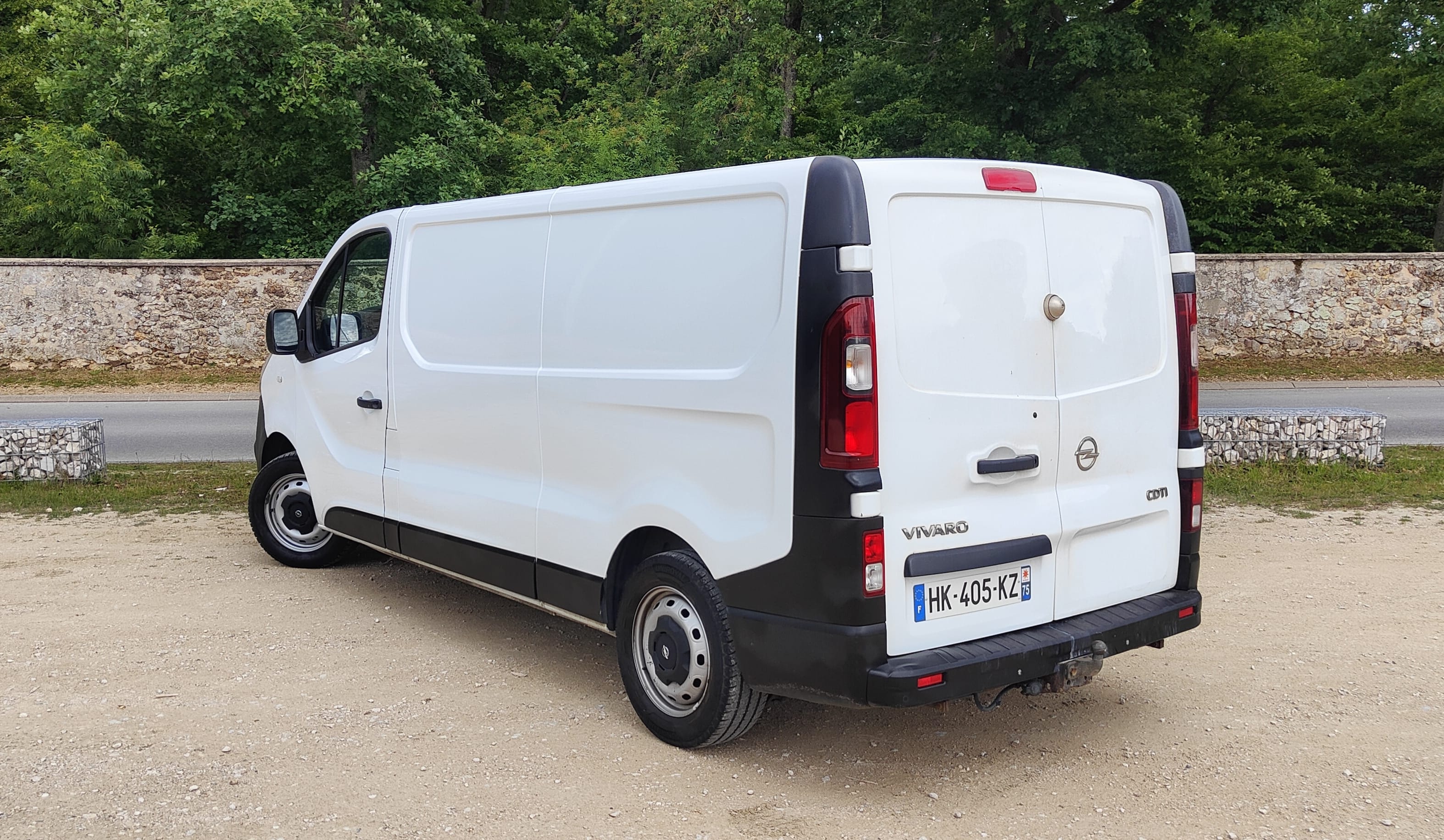 Opel Vivaro L2H1 avec Audio Bluetooth