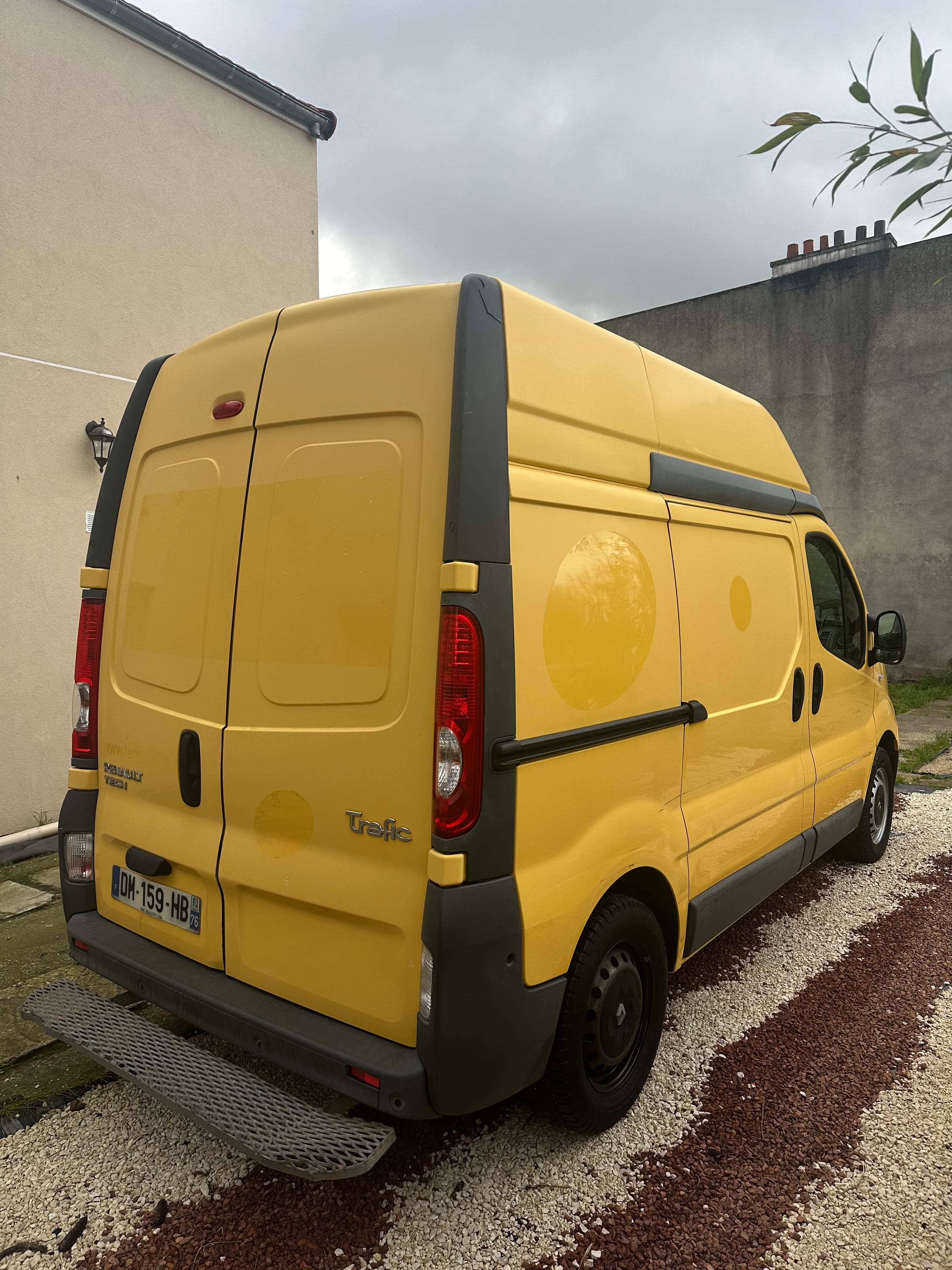 Renault Trafic 2.0 dCi 16V 90 cv