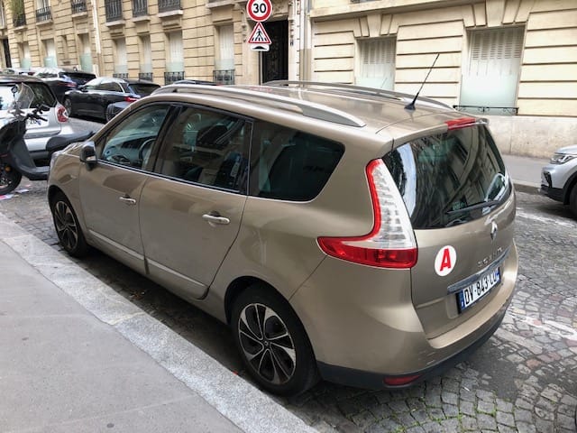 Renault Grand Scenic avec Climatisation