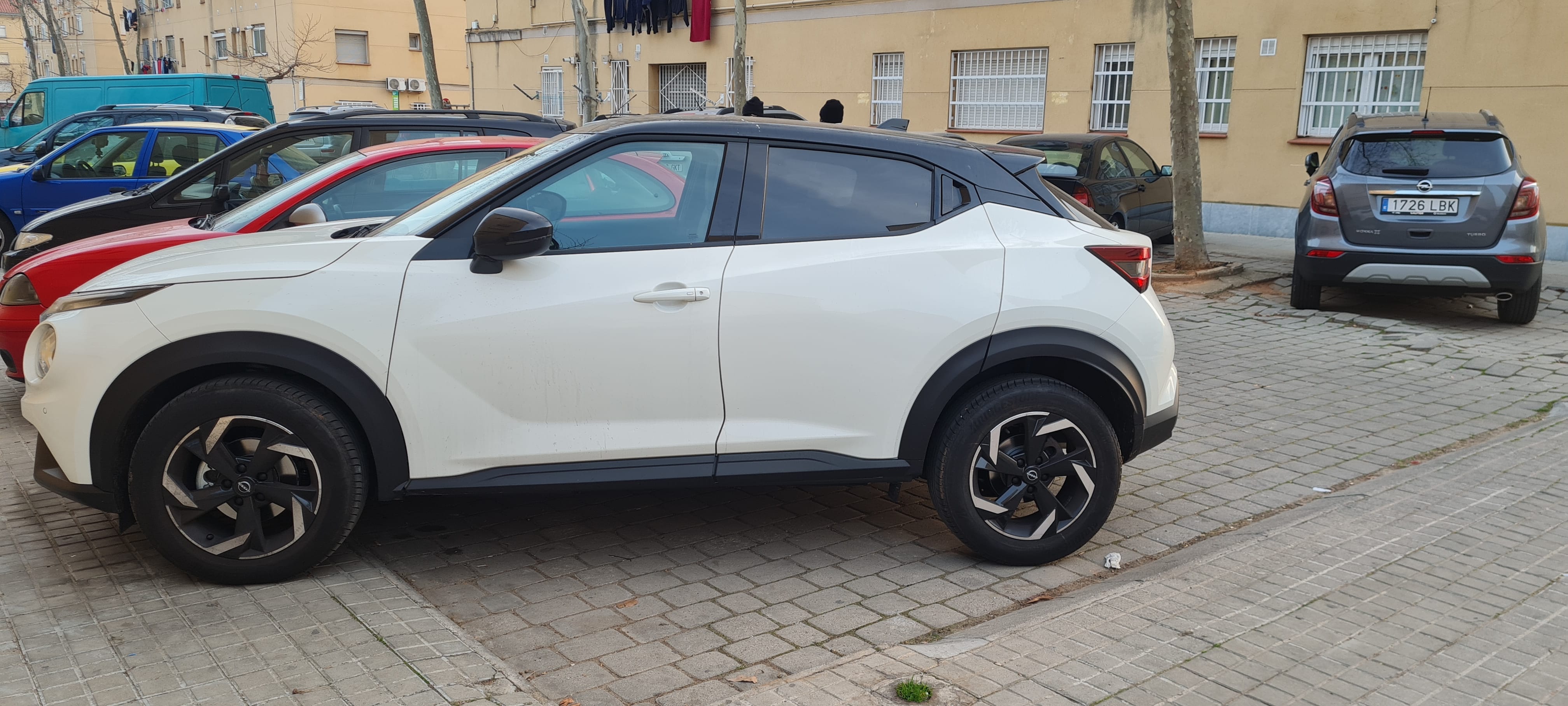 Nissan Juke 1.0 con Aire acondicionado