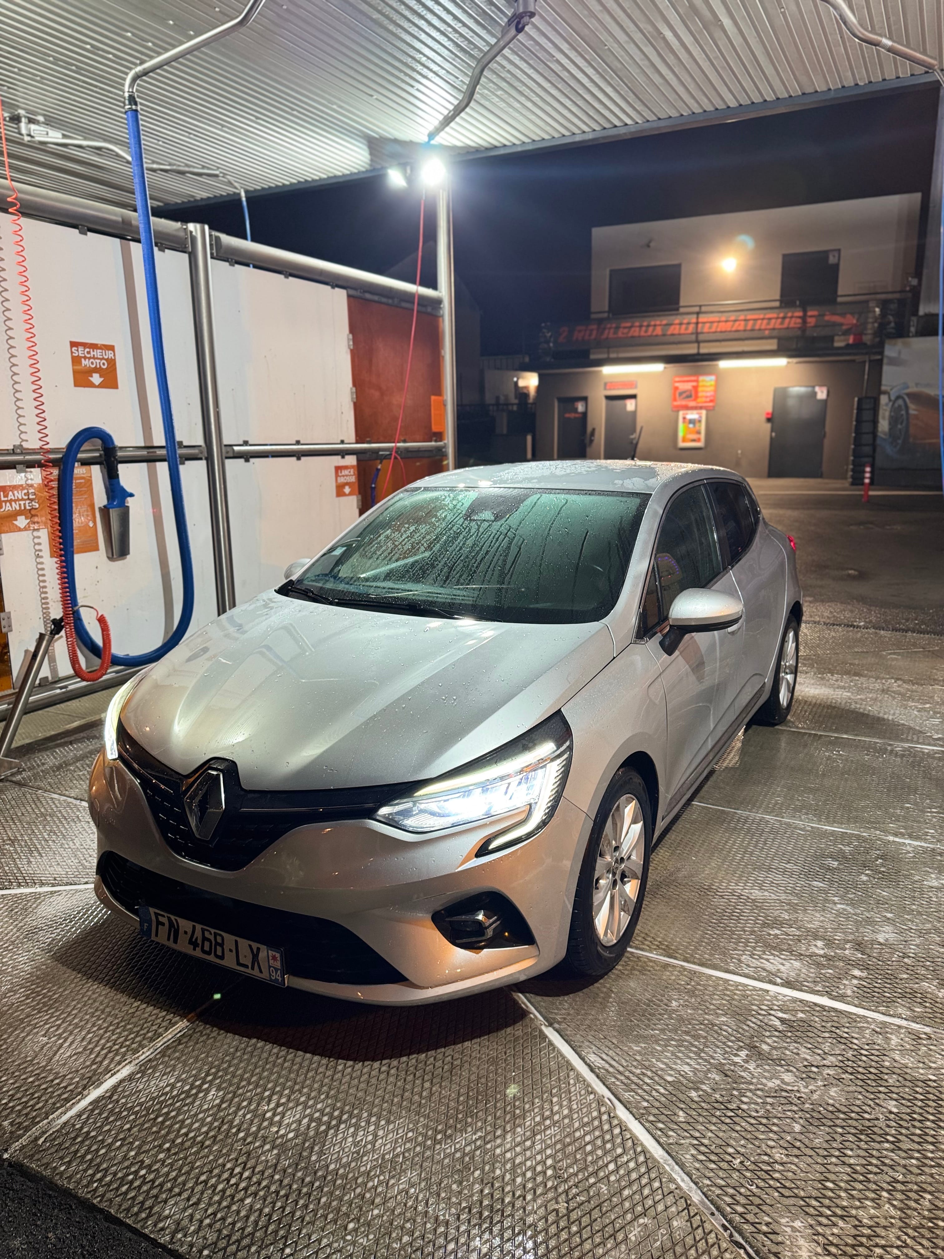 Renault Clio, 2020, Essence 98
