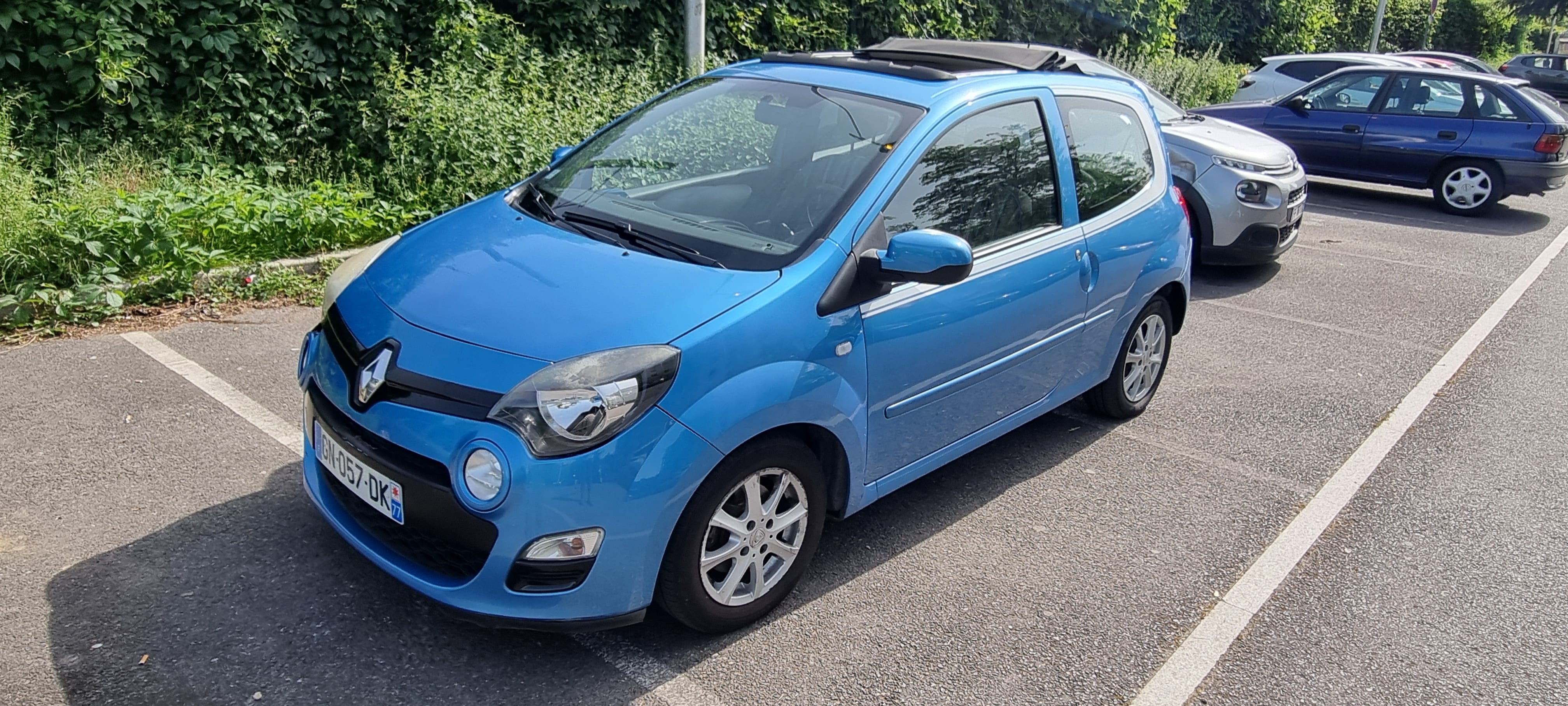 Renault Twingo II 1,2 ESSENCE, 2012, Essence 95