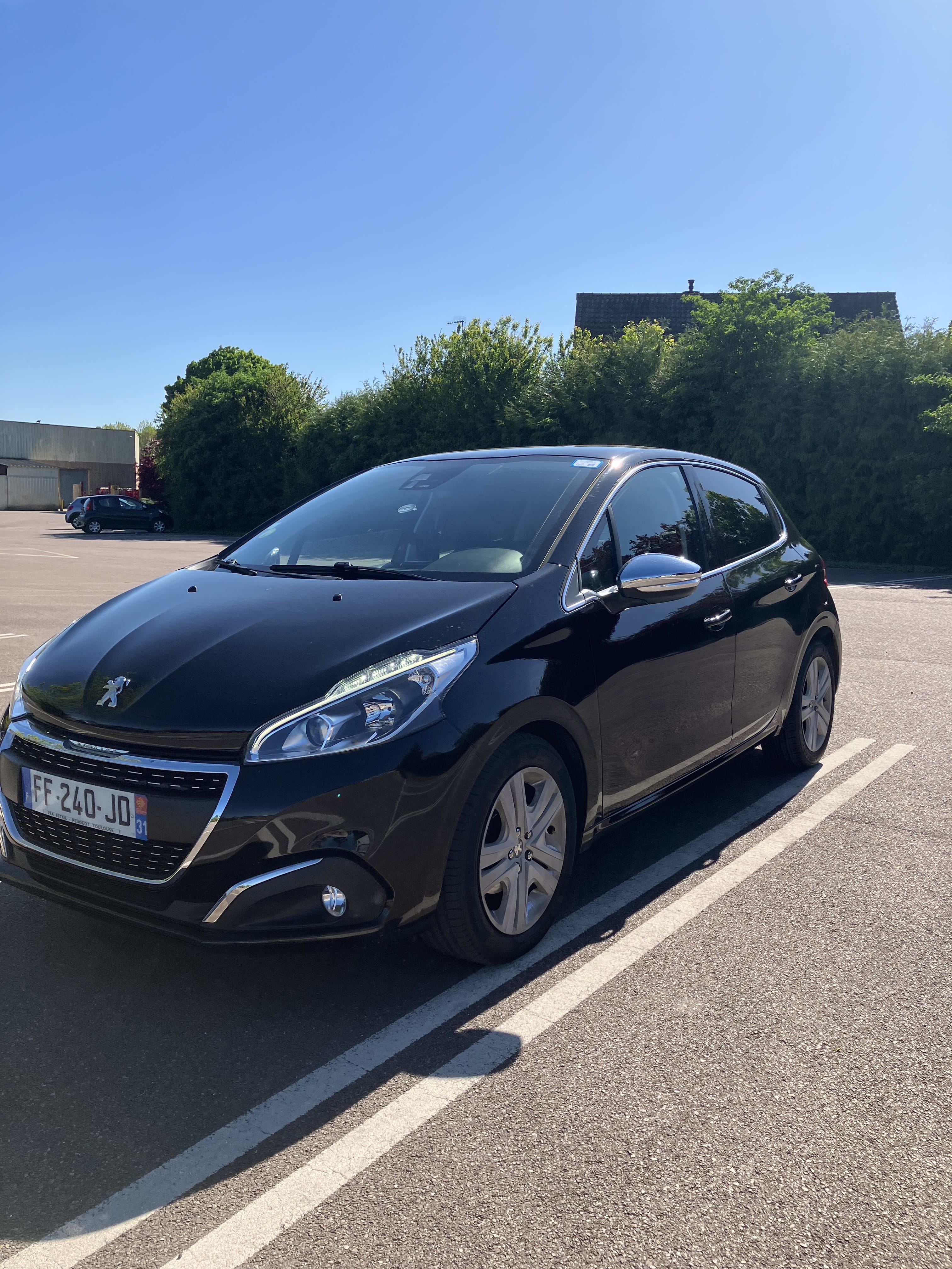 Peugeot 208 avec Siège bébé
