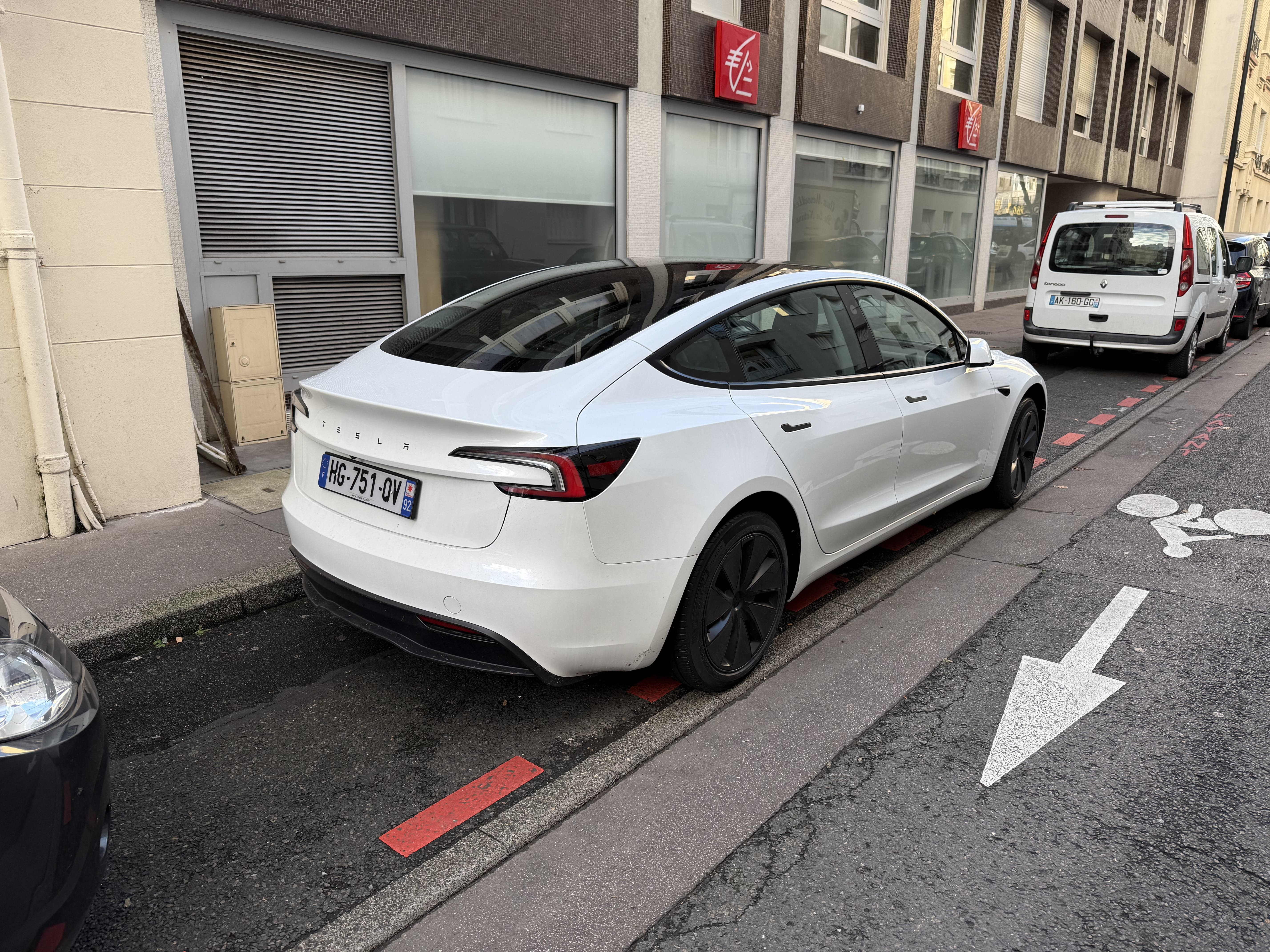 Tesla Model 3 avec Caméra de recul