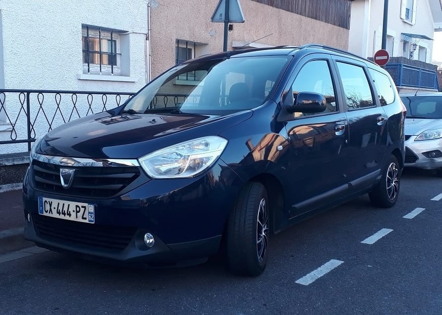 Dacia Lodgy 1.2 TCE 115Ch Lauréate 7 Places, 2013, Essence 95, 7 places