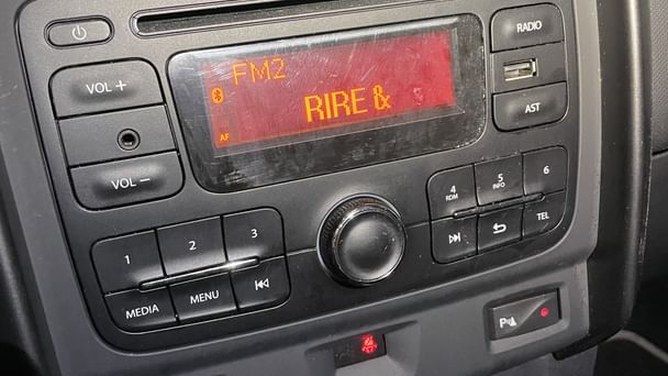 Dacia Duster avec Entrée audio / iPod