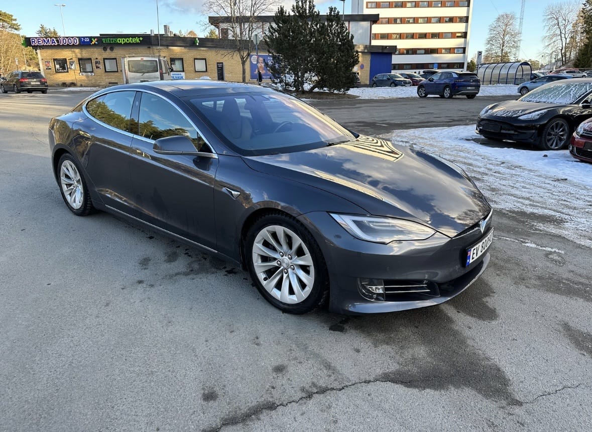 Tesla Model S, 2019, Electric, automatic