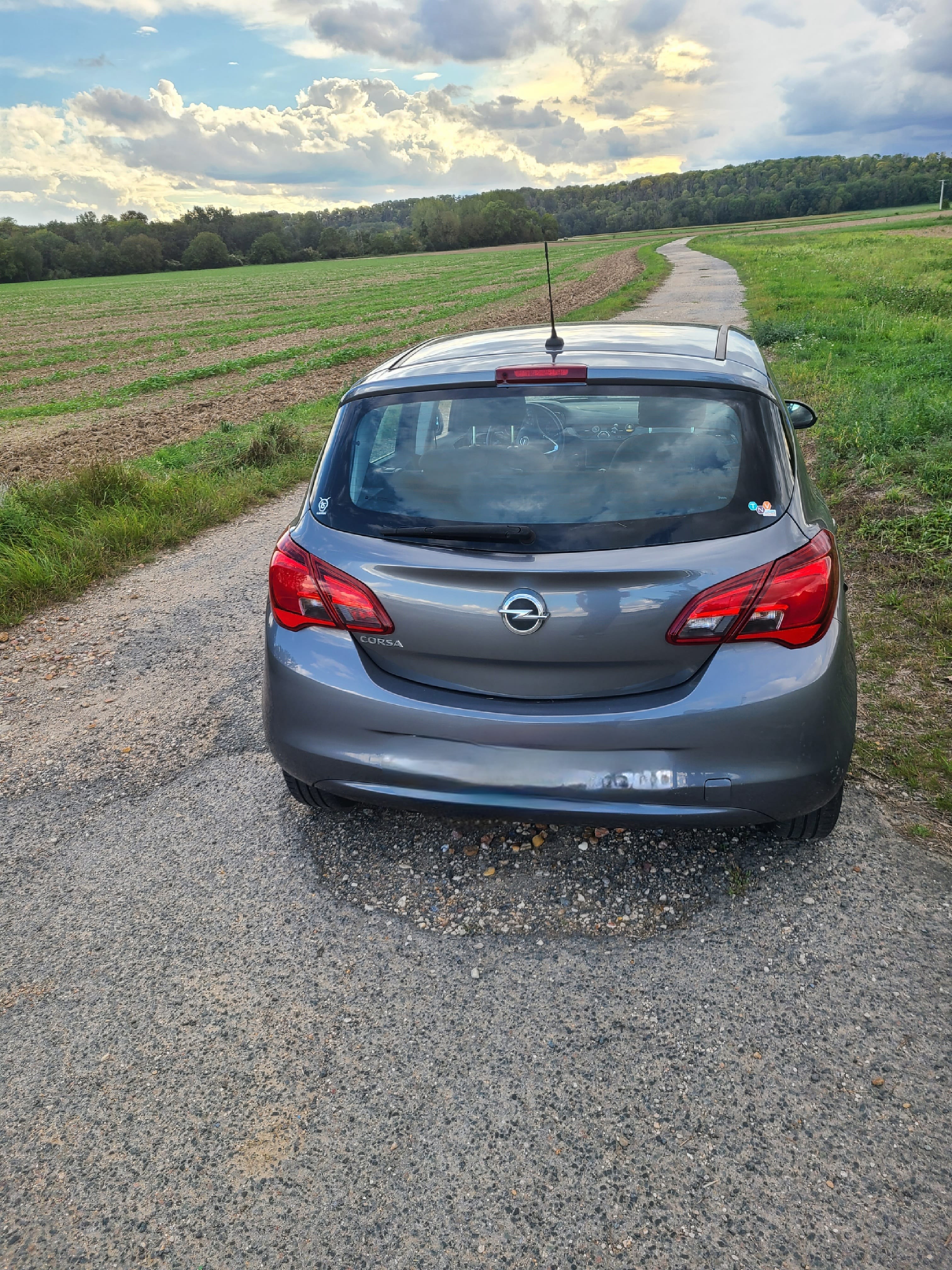 Opel Corsa avec GPS