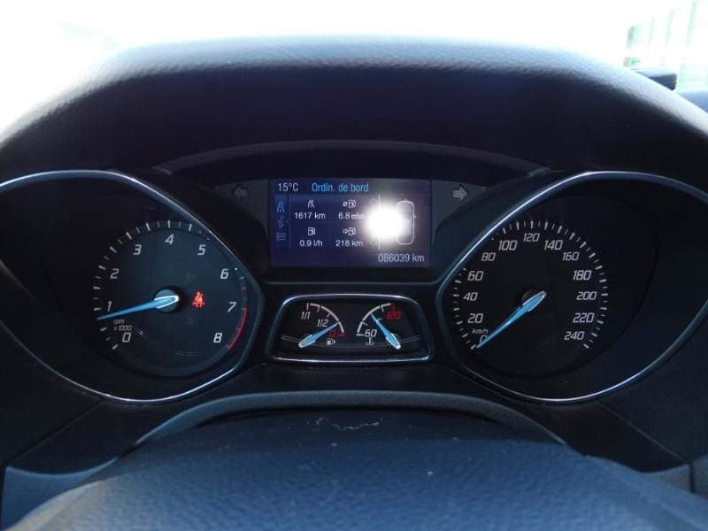 Ford Focus 1.0l EcoBoost 125 Titanium avec Autoradio