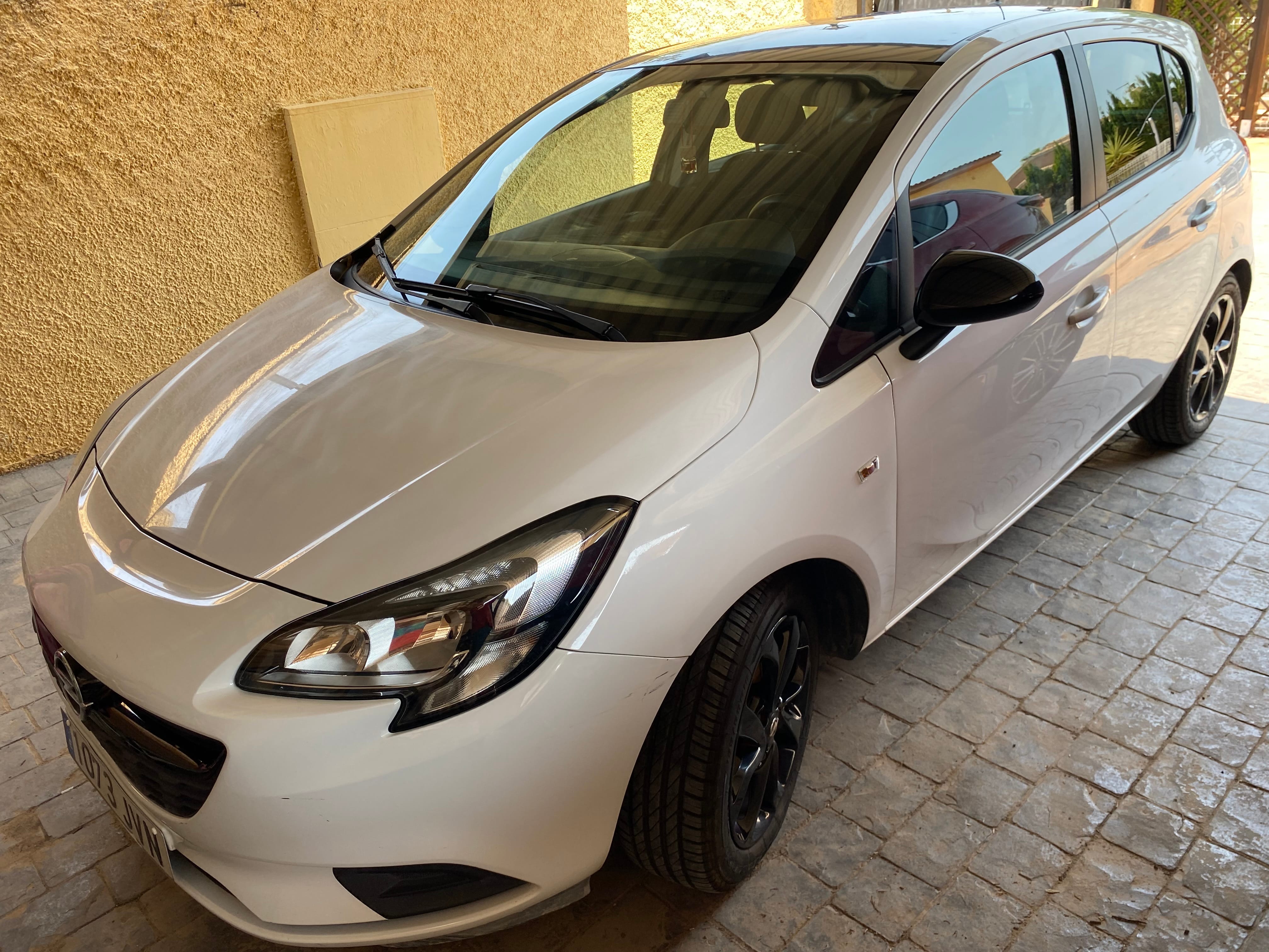 Opel Corsa-E con Audio Bluetooth