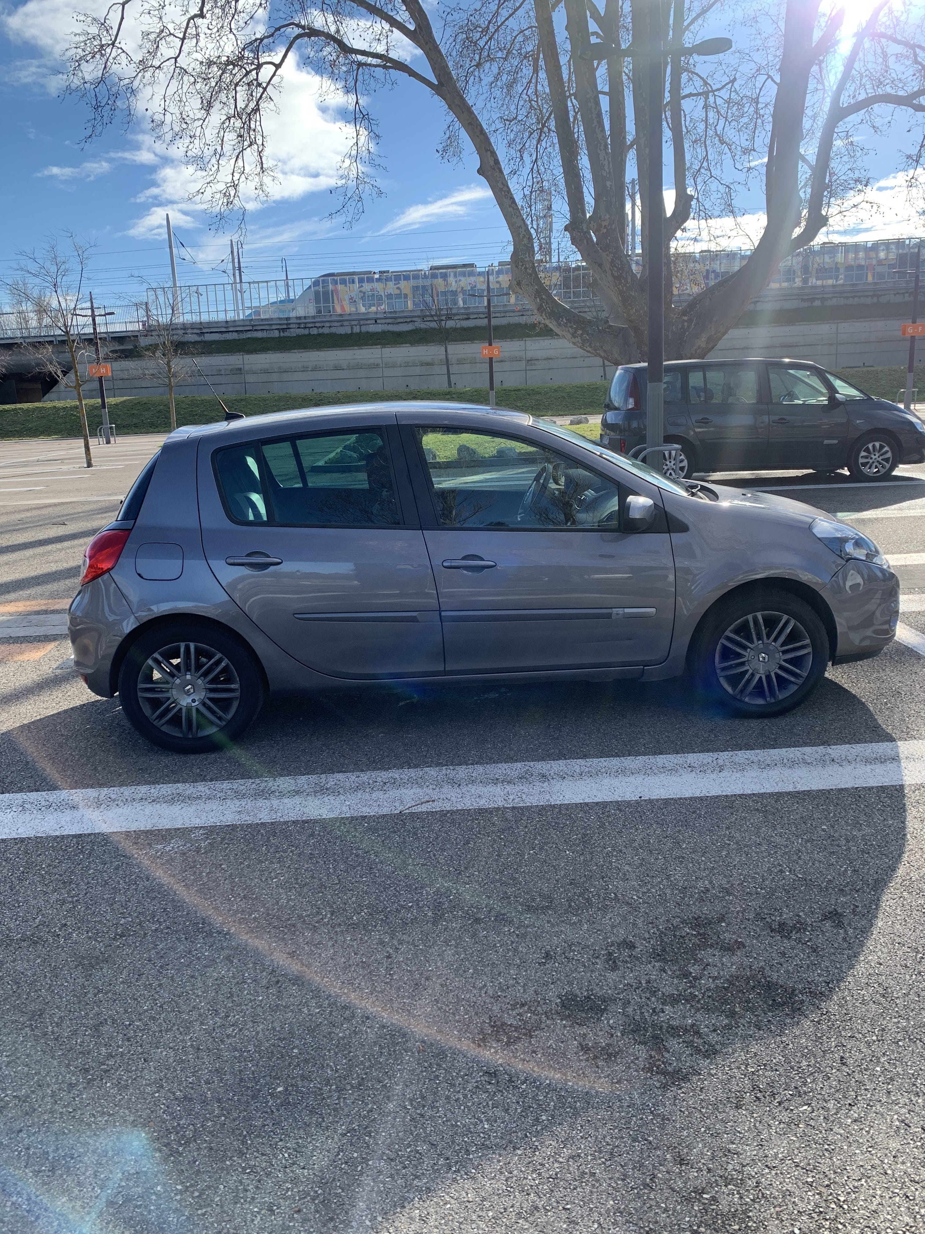 Renault Clio avec Climatisation