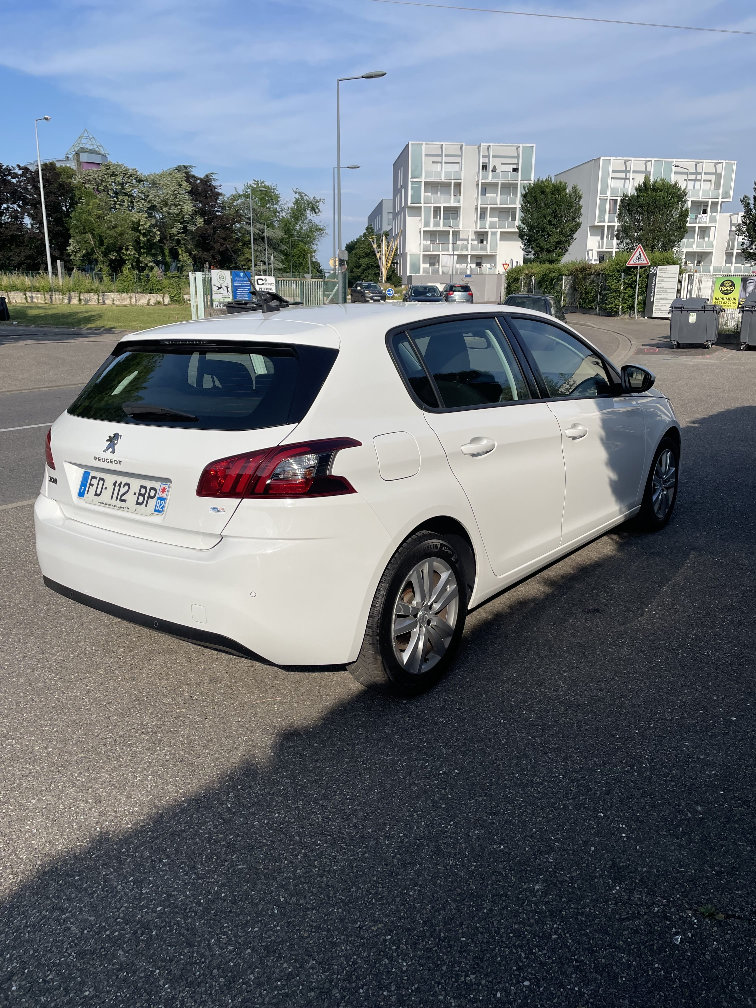 Peugeot 308 avec GPS