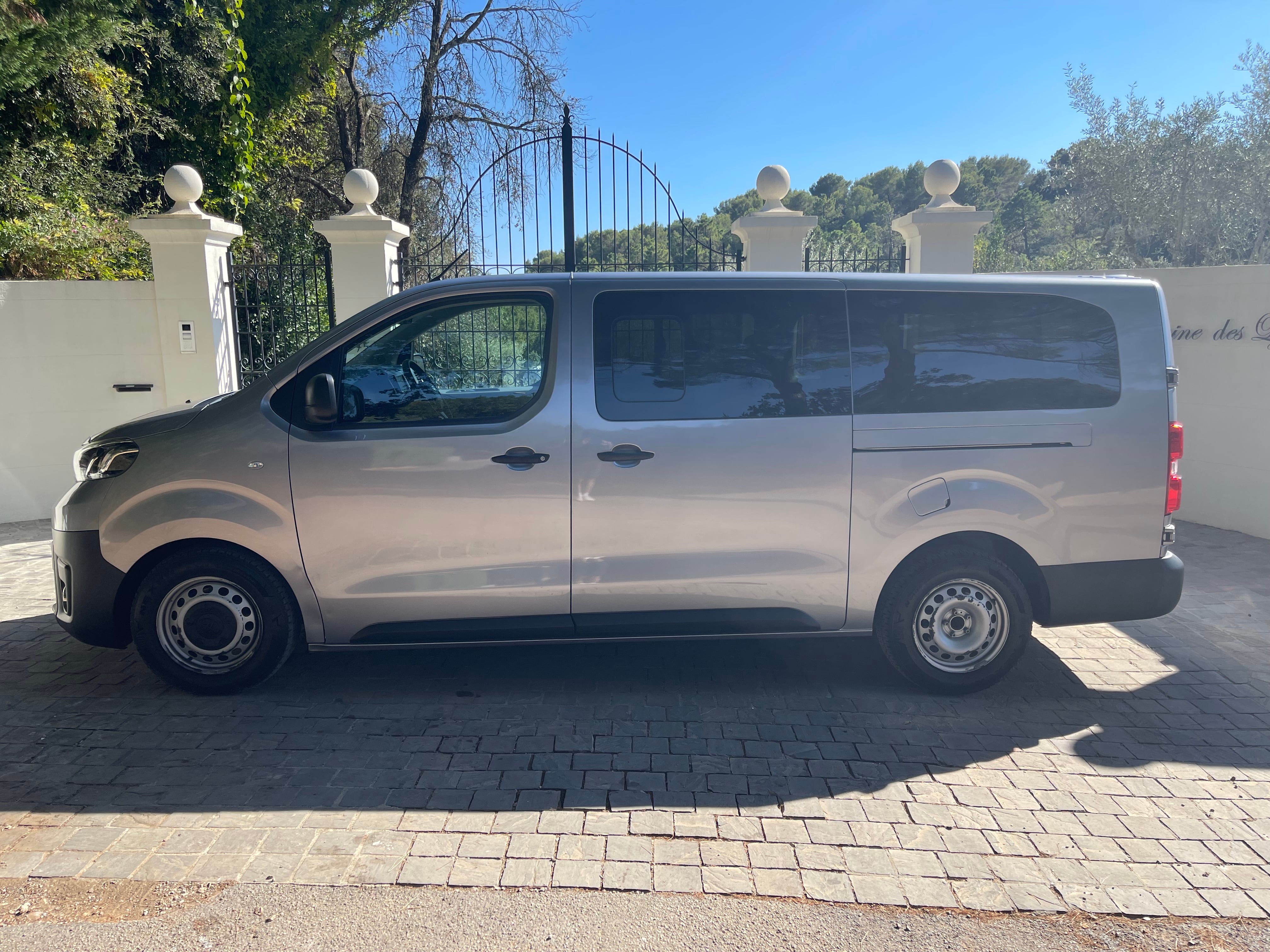 Toyota Proace Verso with Air conditioning