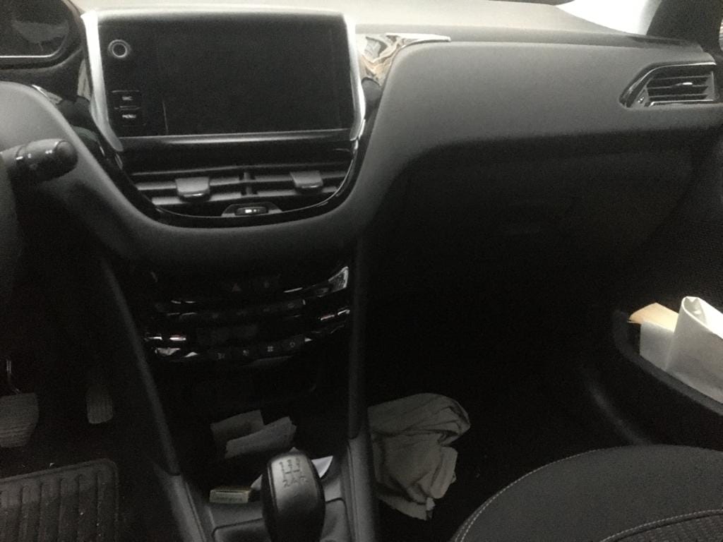 Peugeot 208 avec Régulateur de vitesse