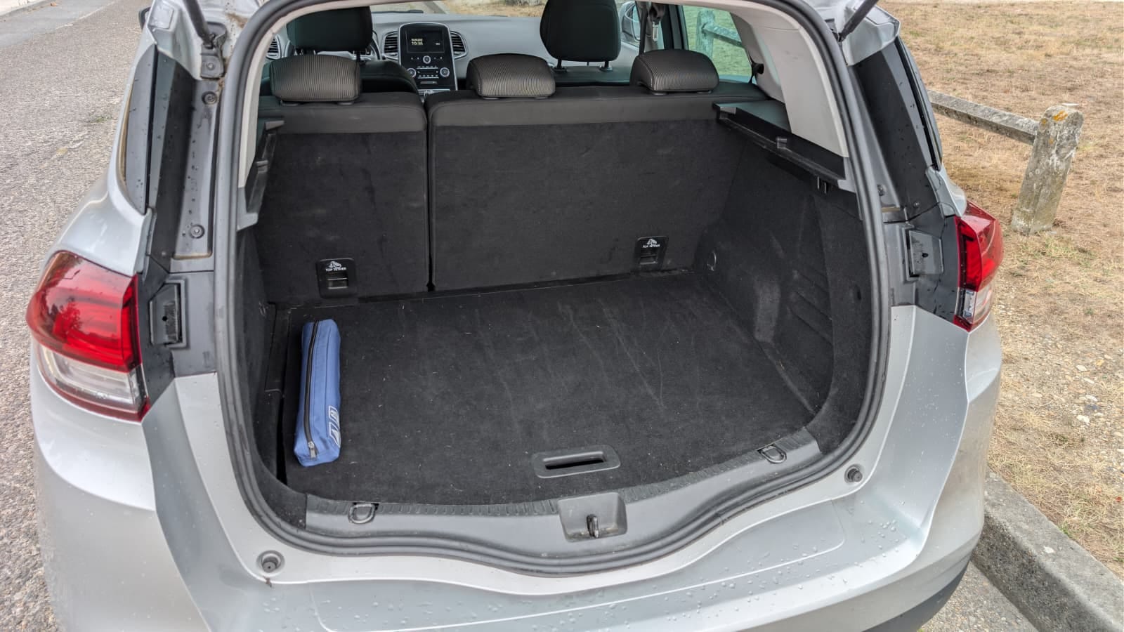 Renault Scenic FJ14