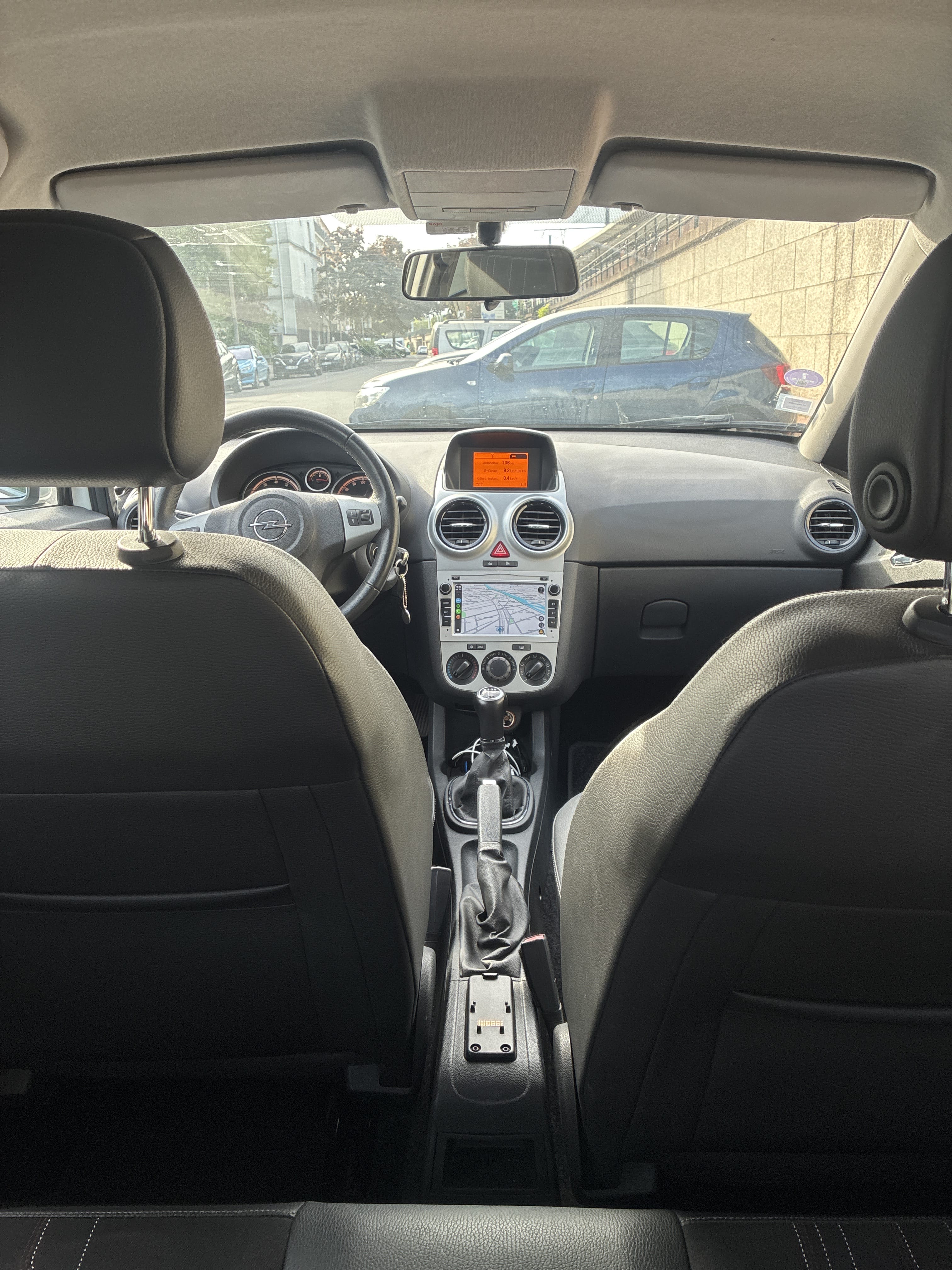 Opel Corsa avec Régulateur de vitesse