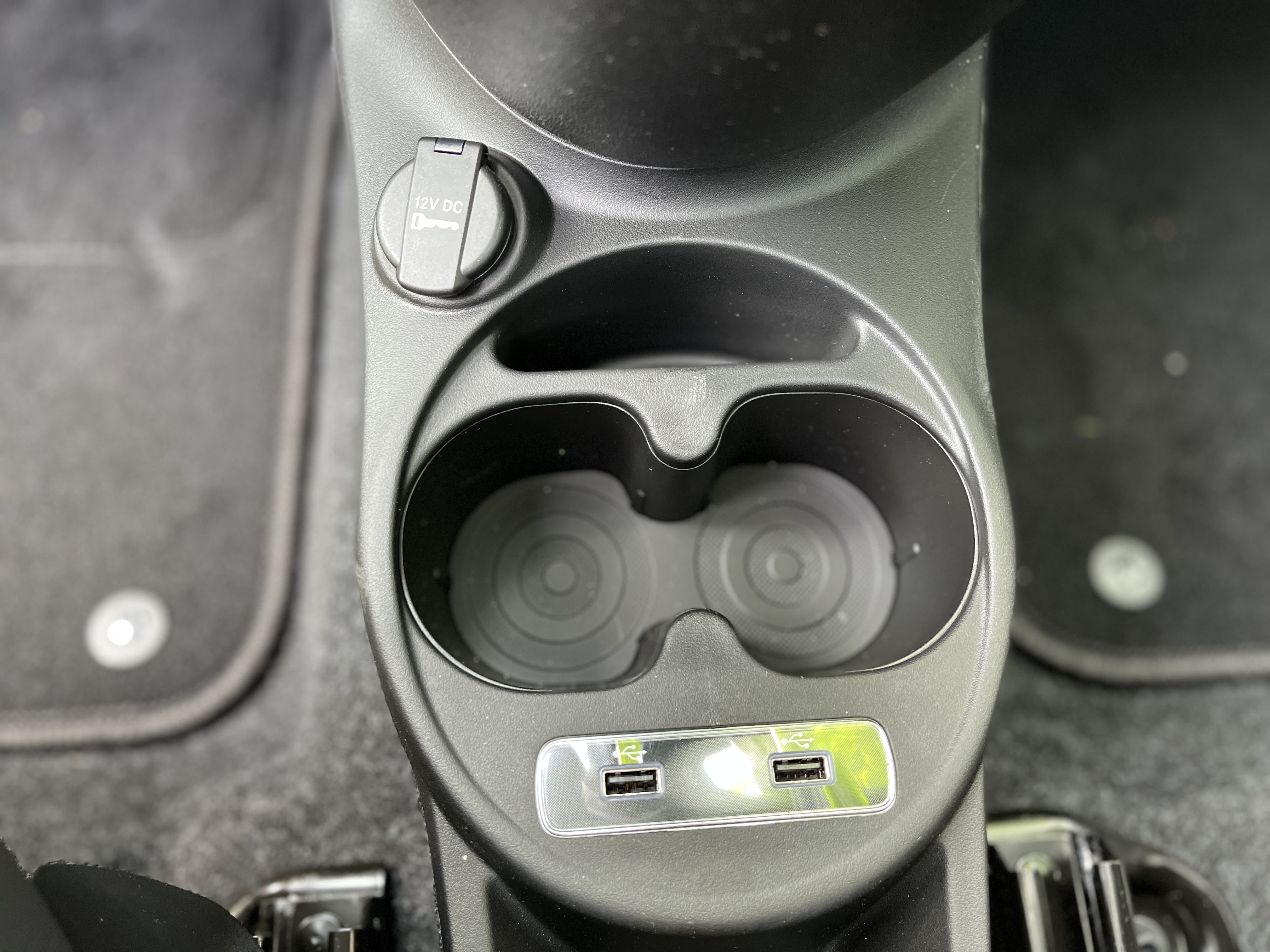 Fiat 500 Toit Ouvrant avec Apple CarPlay