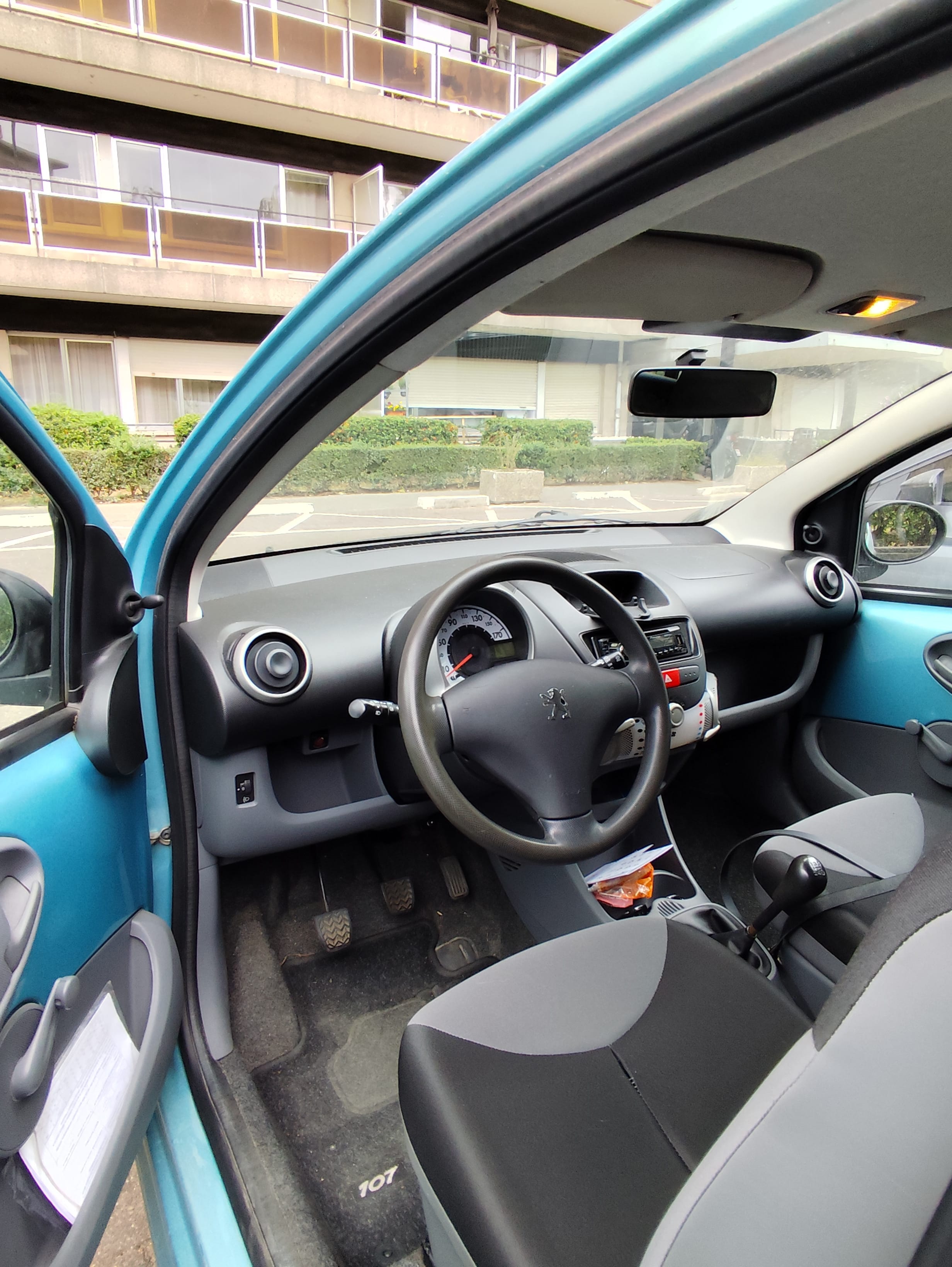 Peugeot 106