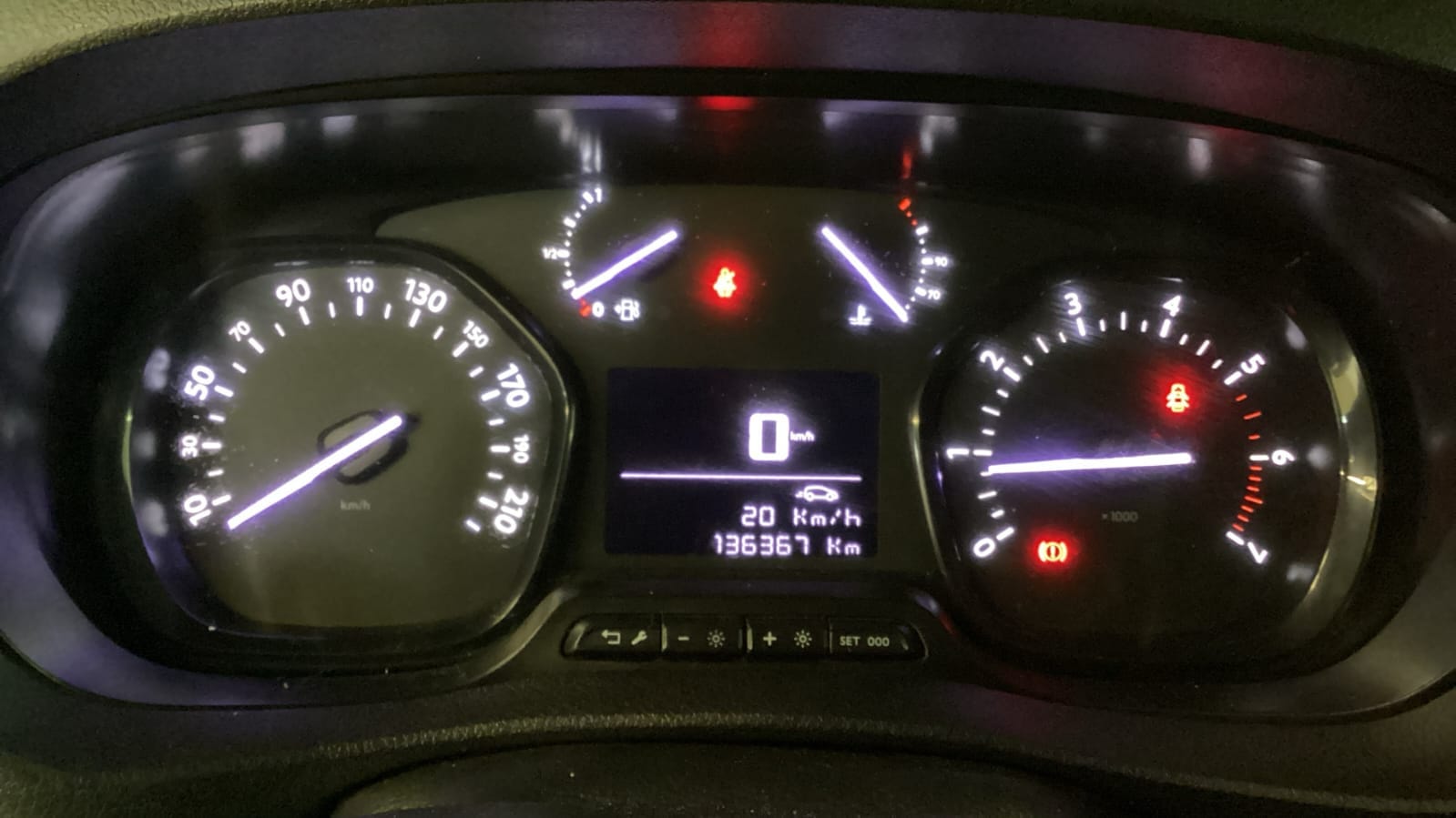 Citroen Jumpy avec Chaines