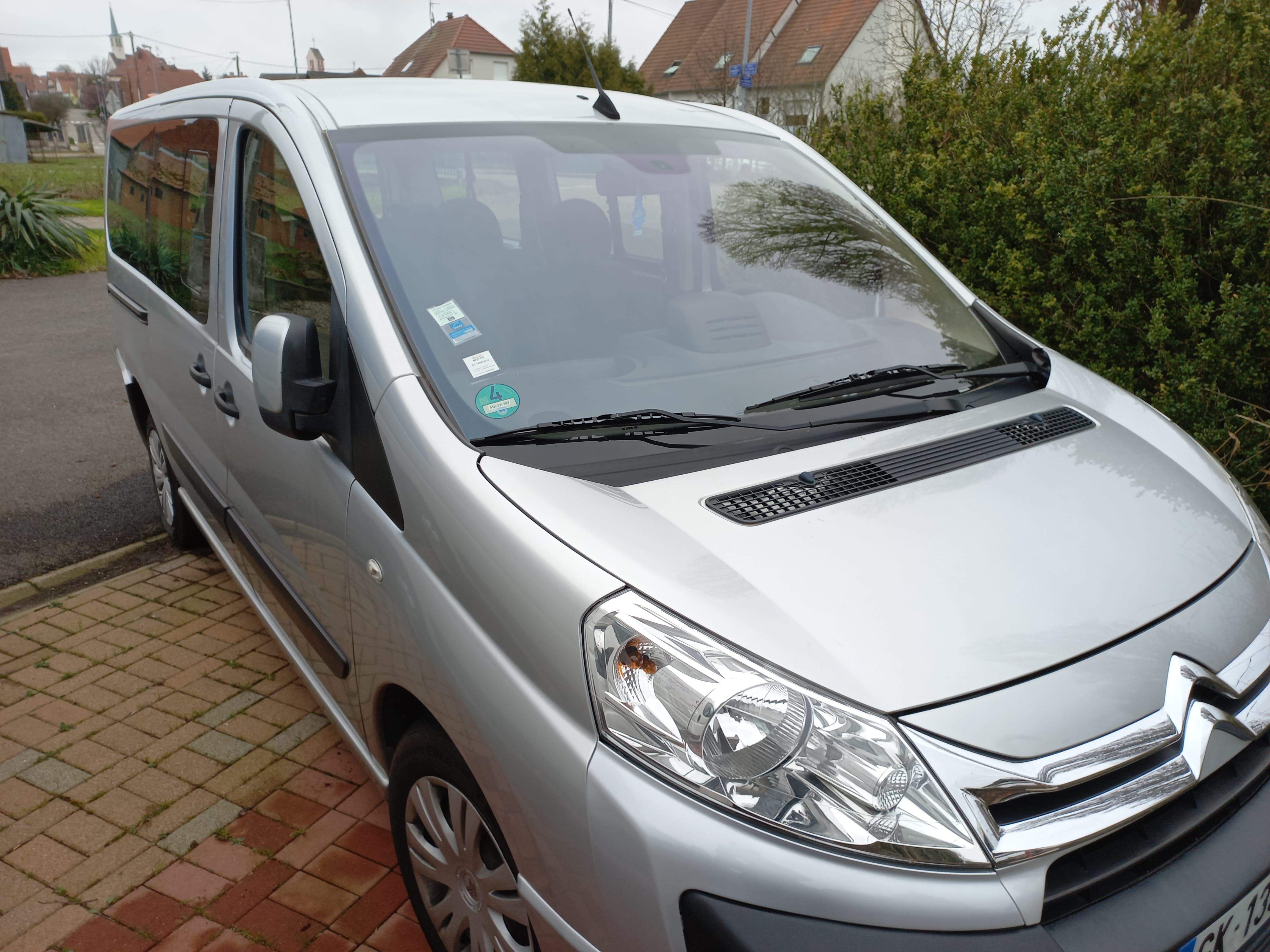 Citroen Jumpy Multispace 2.0 HDI 140 avec Climatisation