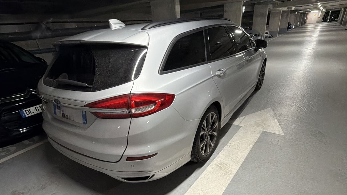 Ford Mondeo SW avec GPS
