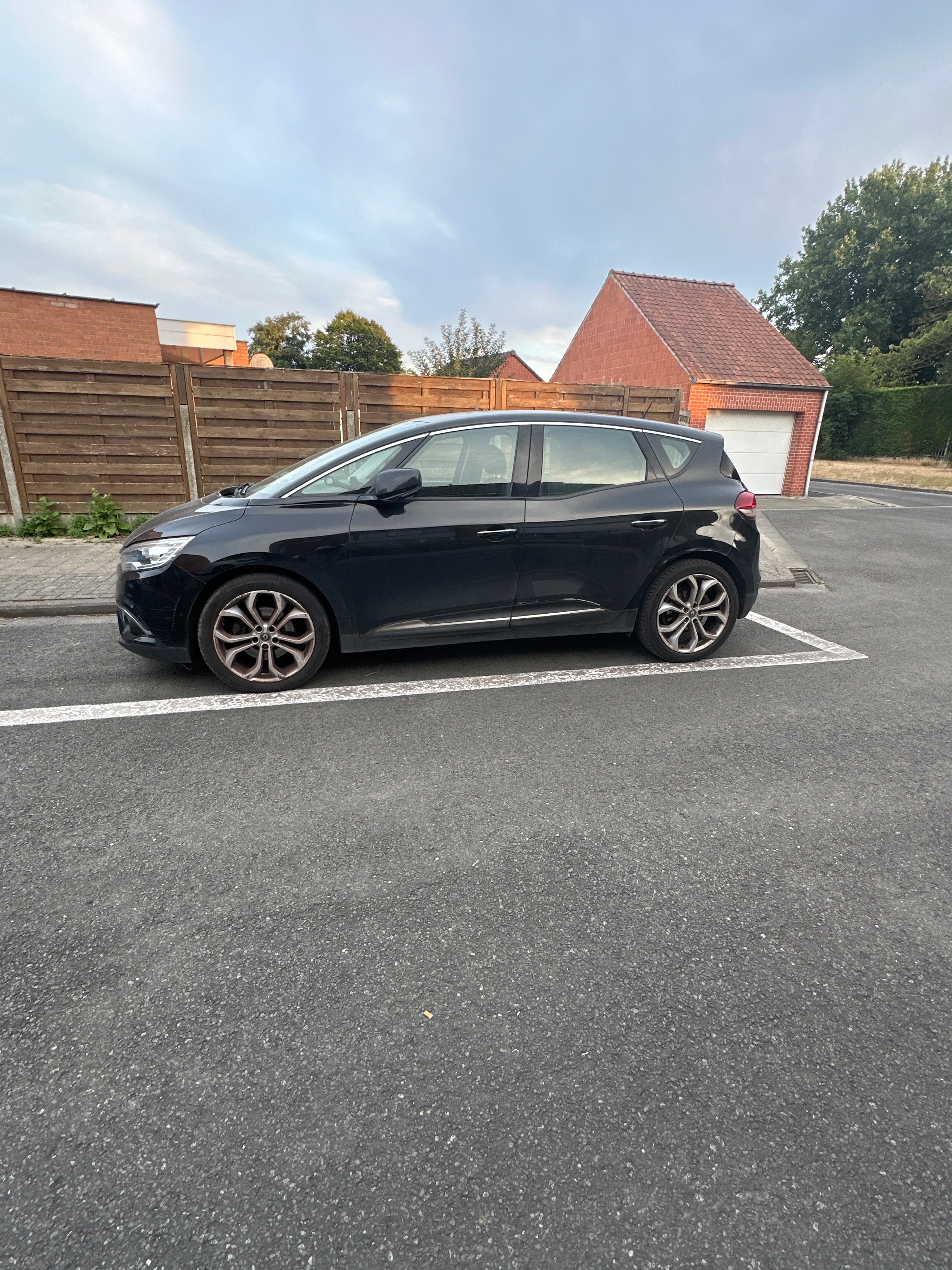 Renault Scenic avec Climatisation