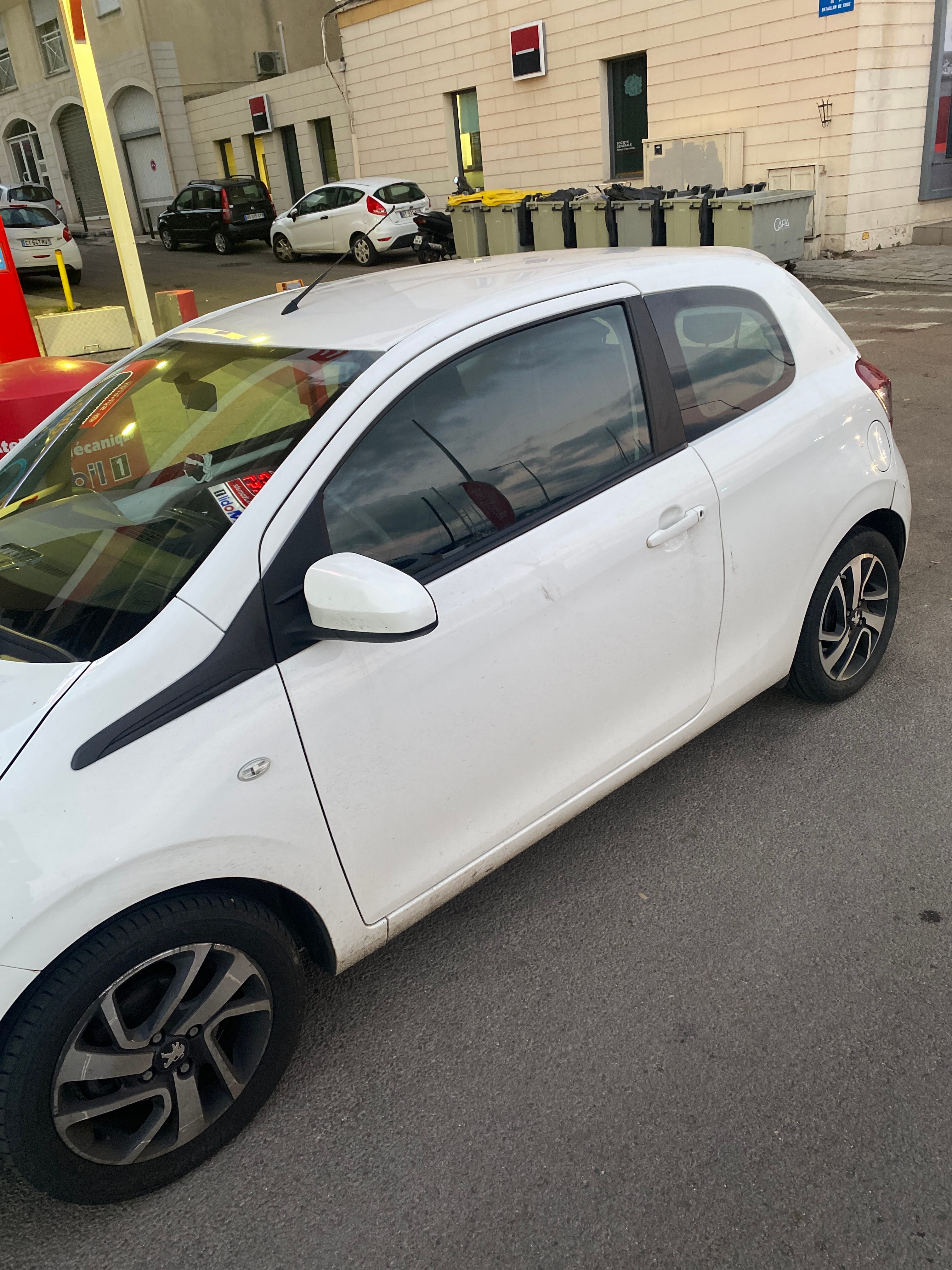 Peugeot 108 avec Climatisation
